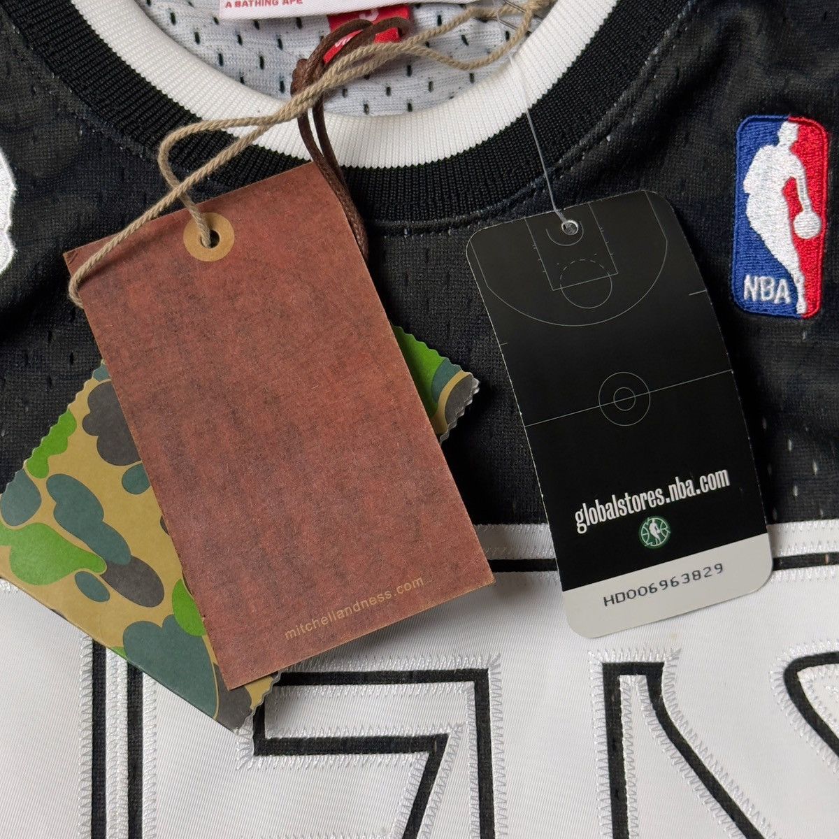 Bape × Mitchell & Ness Bape x Mitchell & Ness New Jersey Nets Jersey Black 2022 Size US S / EU 44-46 / 1 - 10 Thumbnail