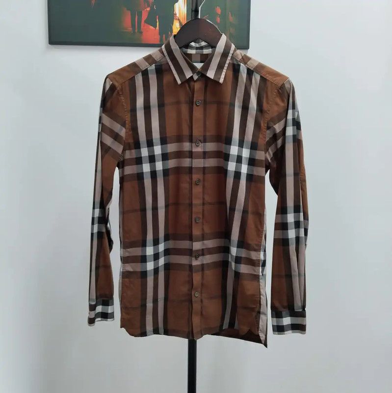Burberry Burberry Spring Autumn Khaki Short Sleeve Shirt Size XS / US 0-2 / IT 36-38 - 1 Thumbnail