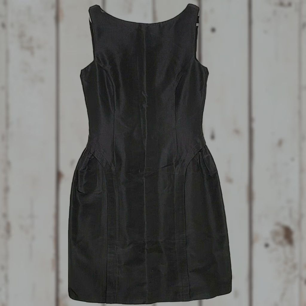 Vintage Jill Stuart Little Black Dress Size 2 Sleeveless Boat Neck Fit & Flare Knee Length Black Women Dress Size XS / US 0-2 / IT 36-38 - 1 Thumbnail