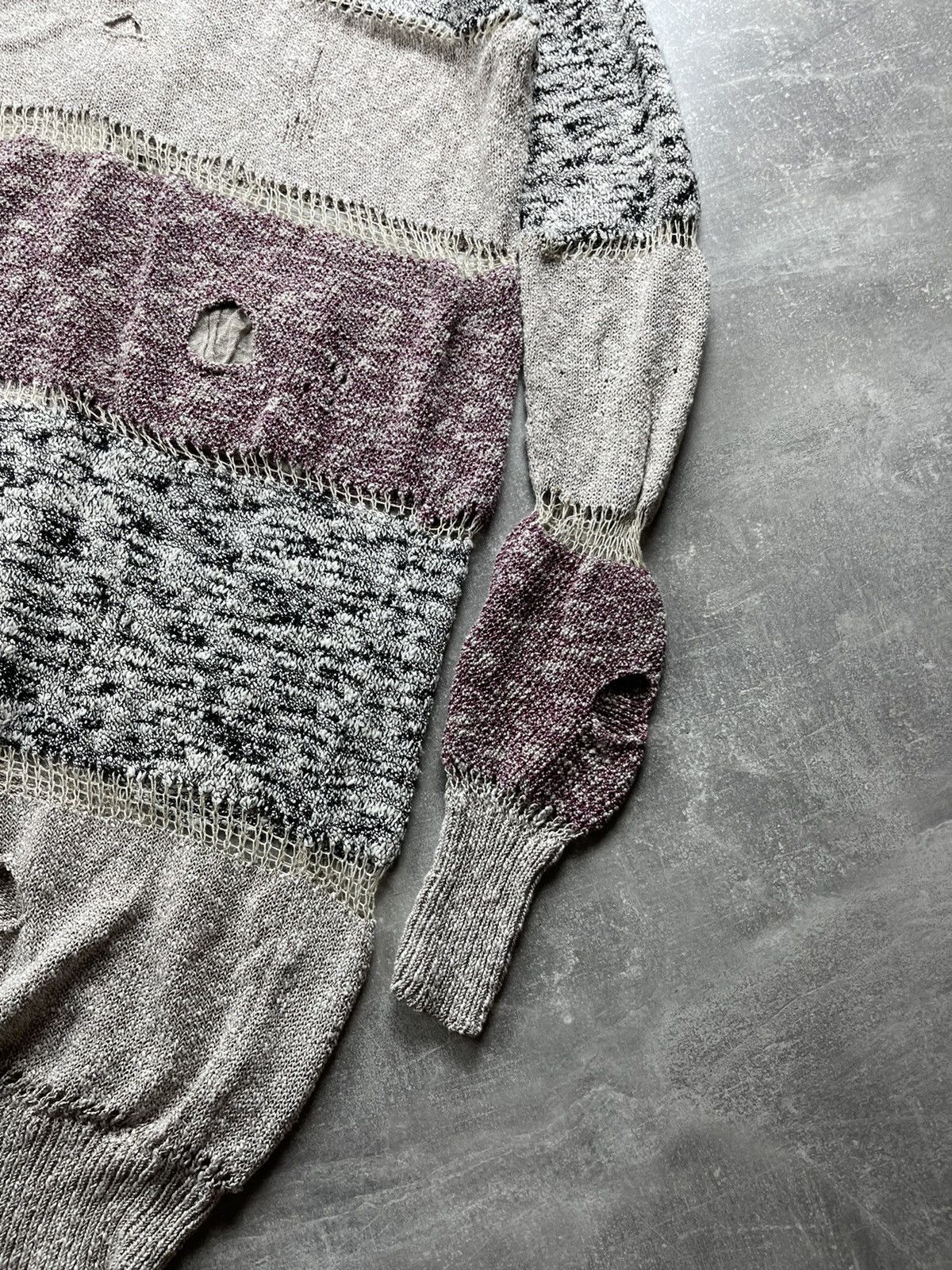 Vivienne Westwood Vivienne Westwood Chunky Knit Long Cardigan Beige Burgundy Size ONE SIZE - 13 Thumbnail