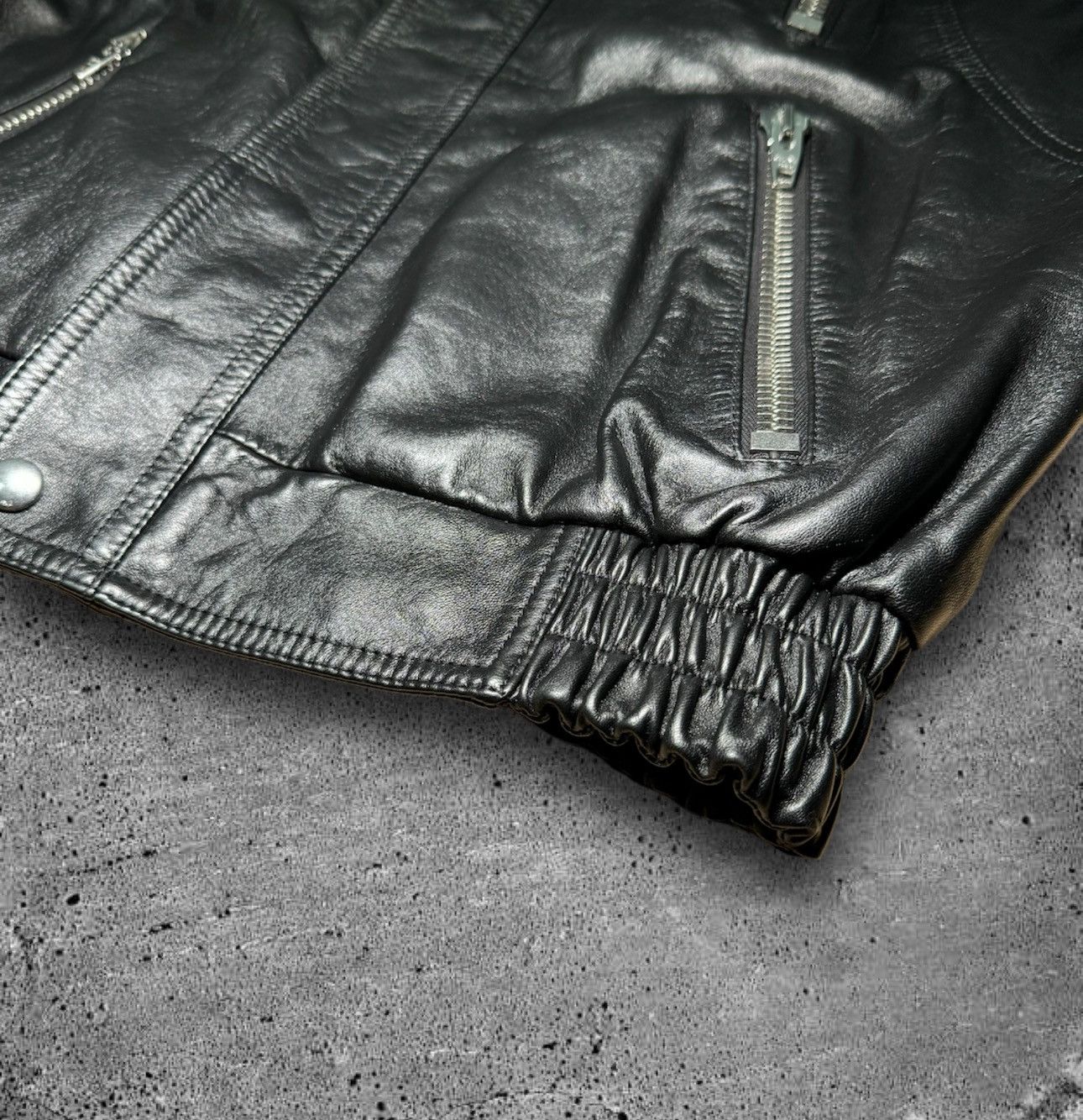 Celine × Hedi Slimane 「LIMITED TIME」CELINE “FW22 SLEEVELESS LEATHER JACKET” Size US M / EU 48-50 / 2 - 6 Thumbnail