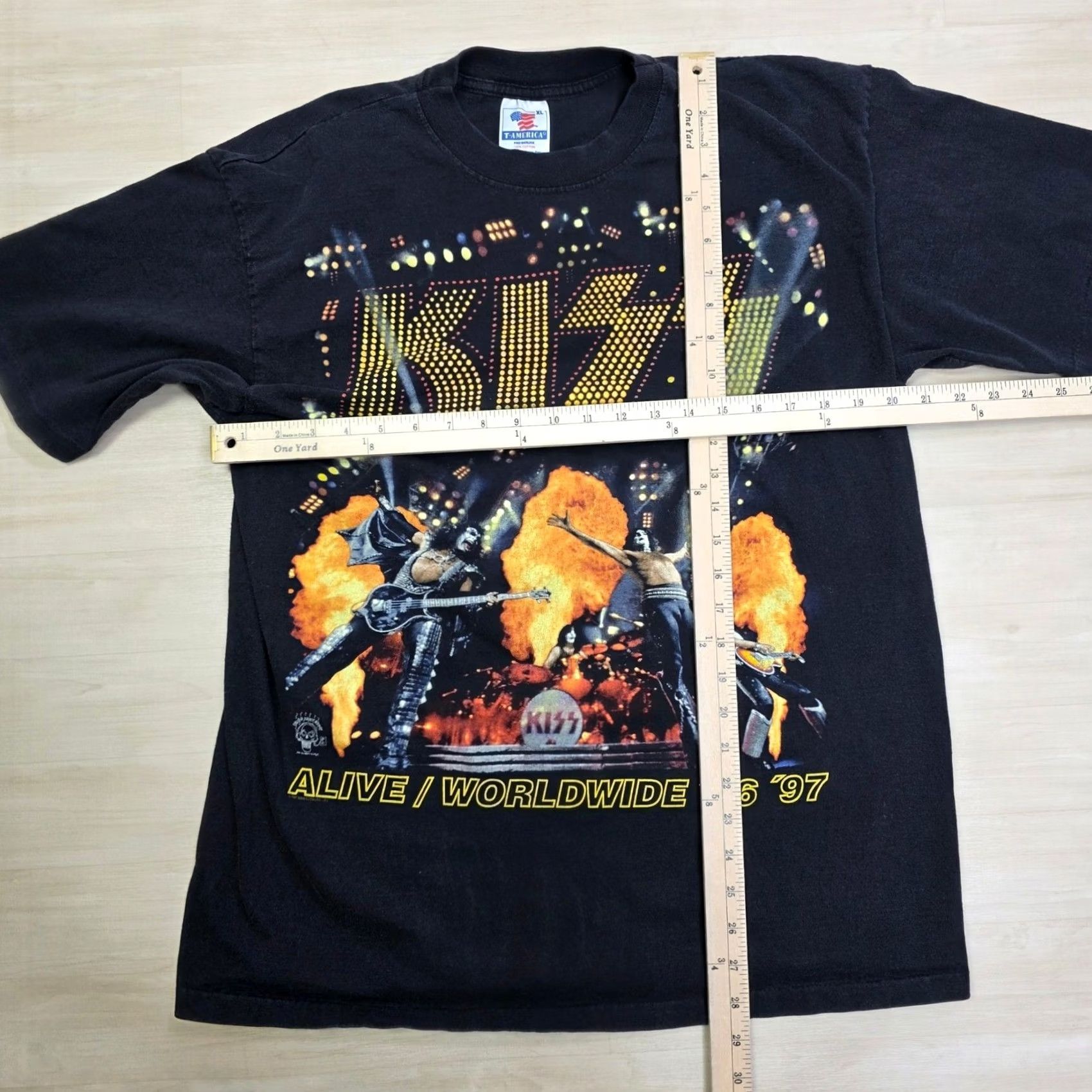 Vintage VINTAGE KISS 1996-1997 'Alive Worldwide' Tour RARE 90s Hottest Band Shirt Large Size US L / EU 52-54 / 3 - 4 Thumbnail