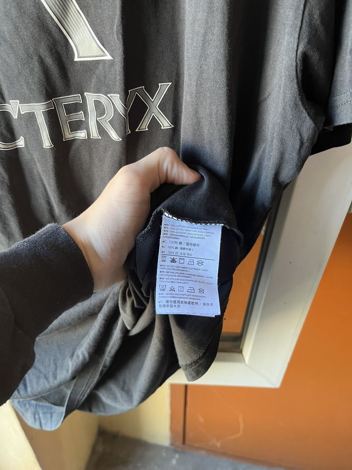 Arc'teryx Arc'teryx Classic Black Logo T-Shirt Size US XL / EU 56 / 4 - 4 Thumbnail