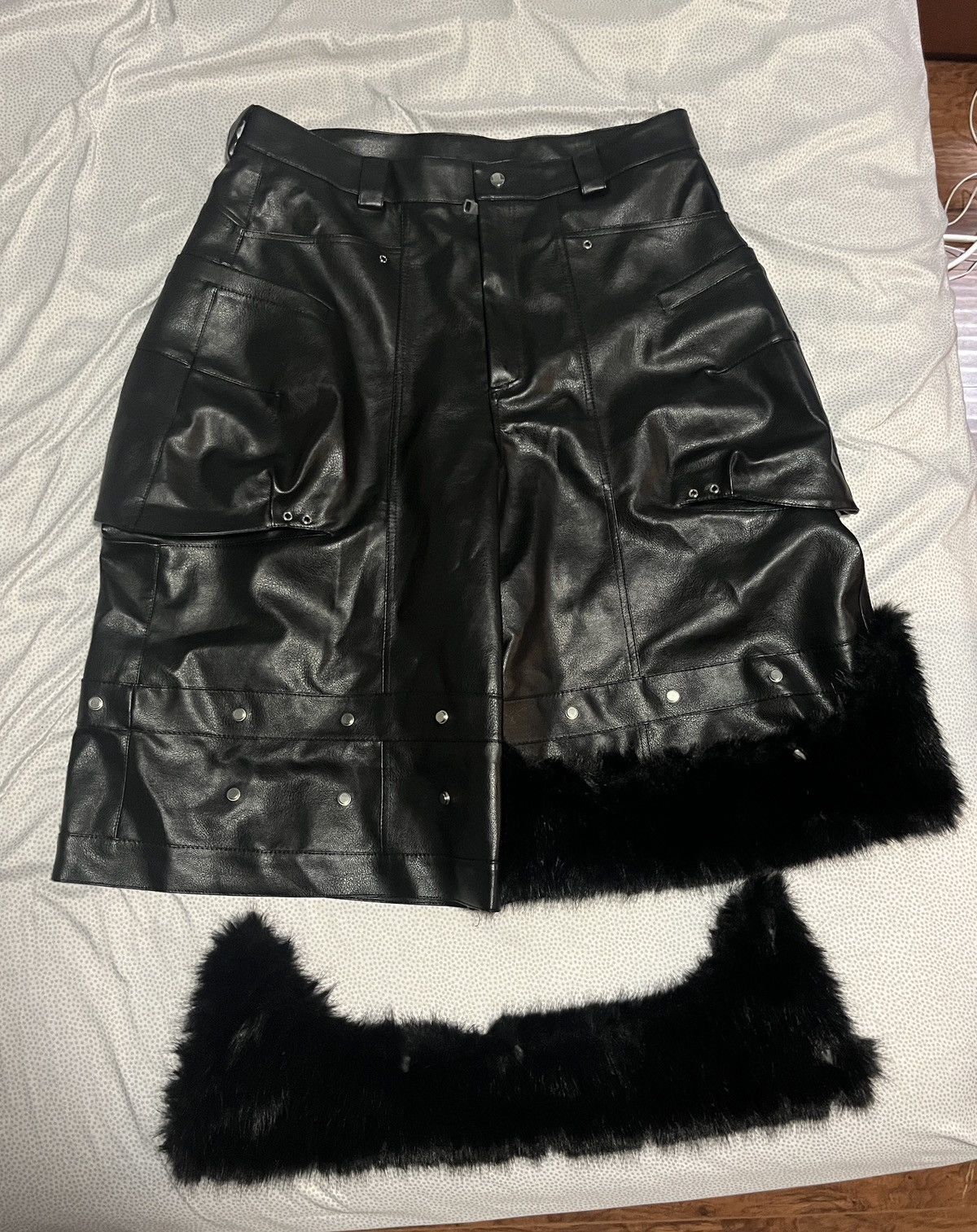 Other Opium Vegan Leather Cargo Shorts with Detachable Fur Size US 39 - 4 Thumbnail