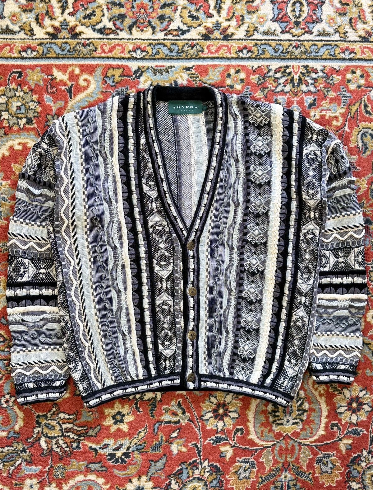 Tundra Canada 90s Vintage Tundra 3D Knit Coogi Style Cardigan Size US XL / EU 56 / 4 - 1 Thumbnail