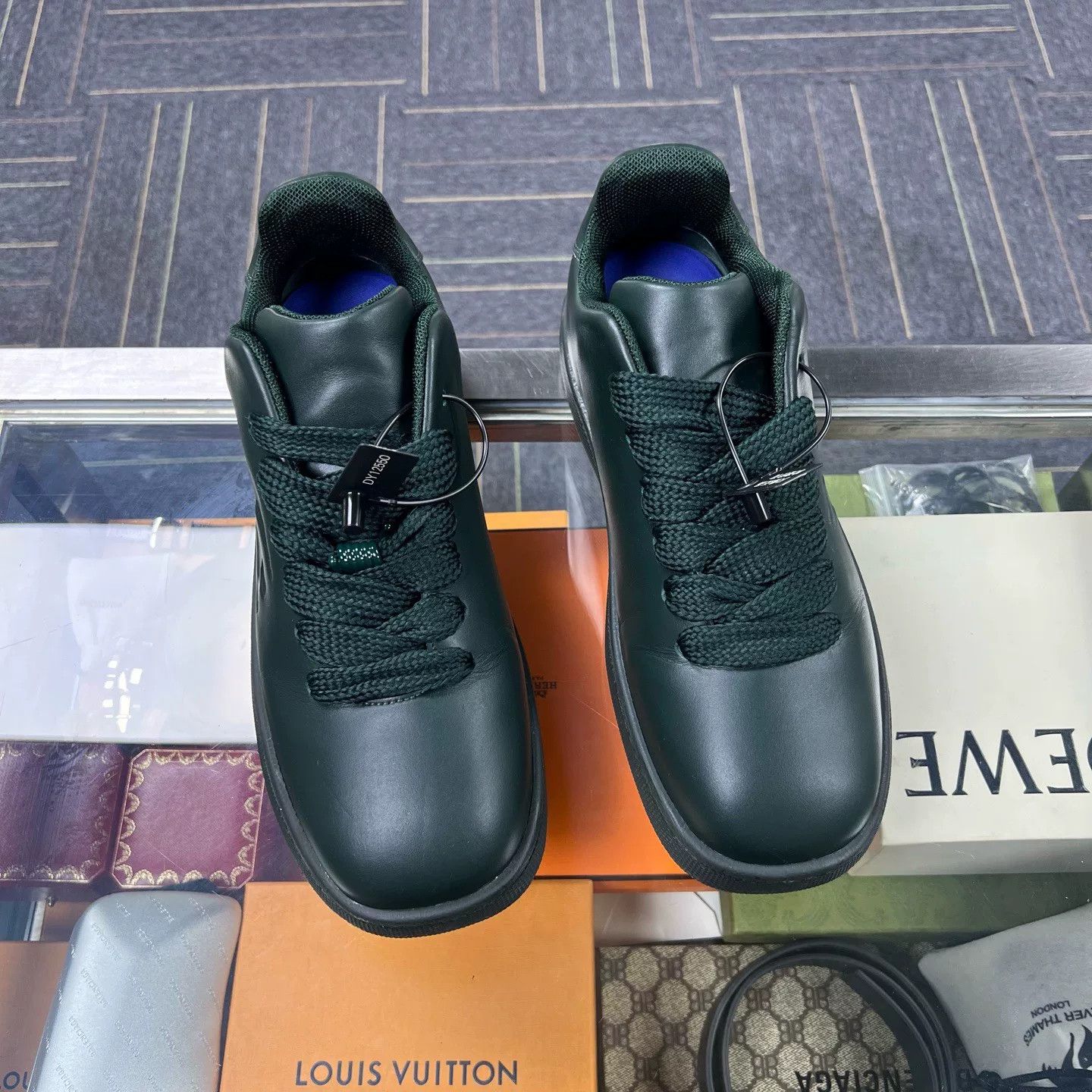 Burberry burberry black leather logo sneakers size 43 Size US 10 / EU 43 - 1 Thumbnail