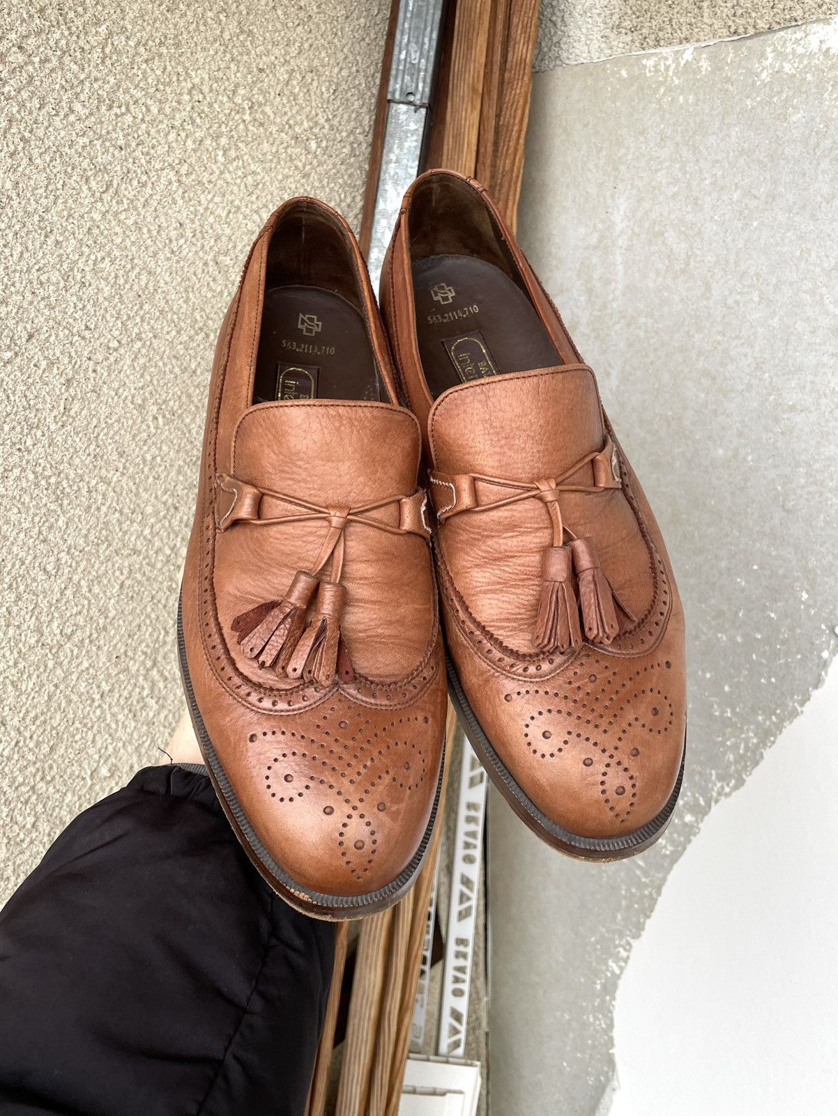 Bally Bally Suisse Leather Tassel Loafers Brogue Size 9.5 Brown Size US 9.5 / EU 42-43 - 7 Thumbnail
