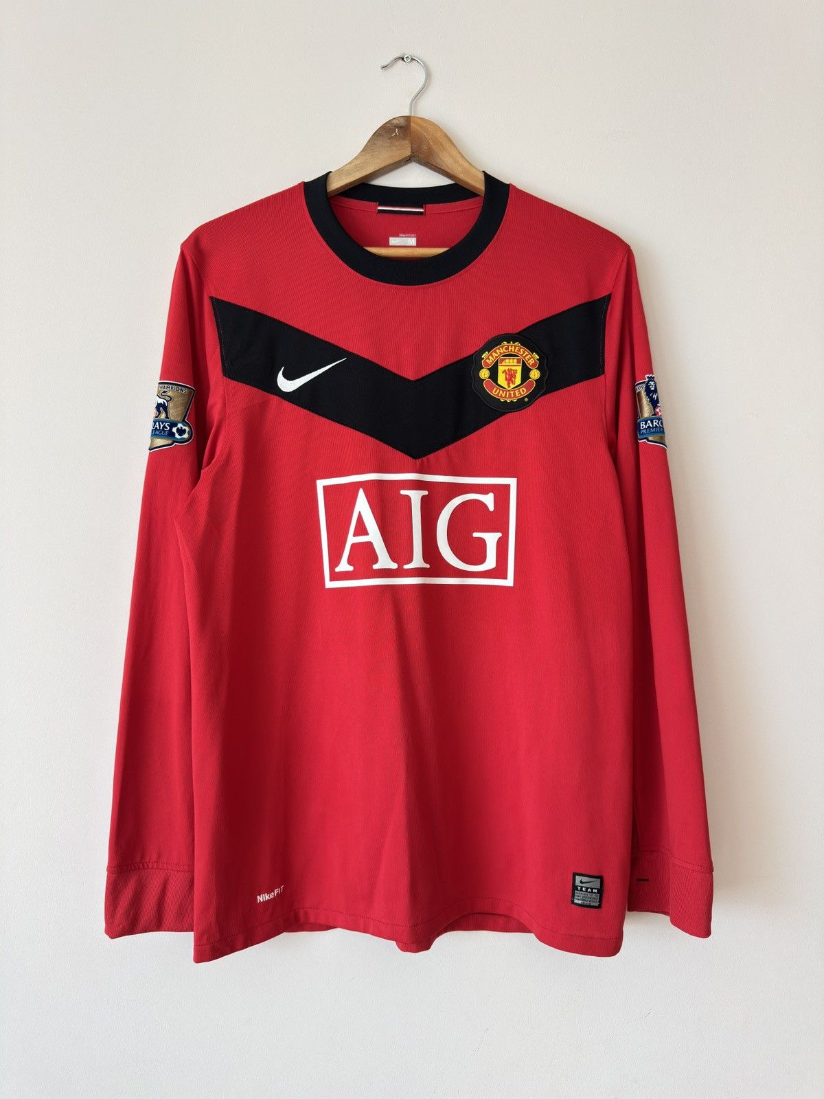 Nike Vintage Manchester United 2009-2010 Home Soccer Jersey Shirt Size US M / EU 48-50 / 2 - 1 Thumbnail