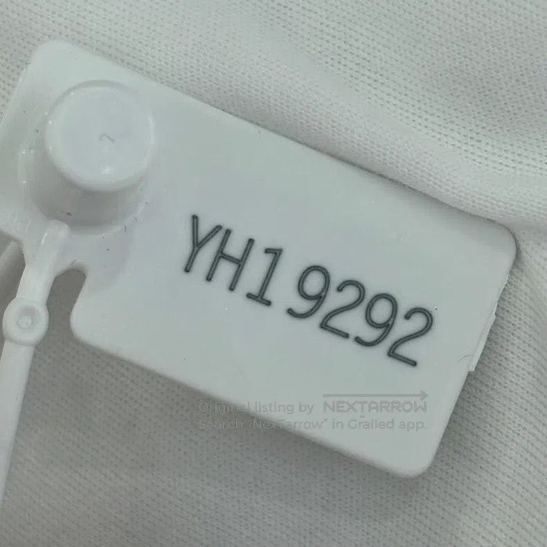 Louis Vuitton Louis Vuitton White solid chain logo short sleeves Size US S / EU 44-46 / 1 - 8 Thumbnail