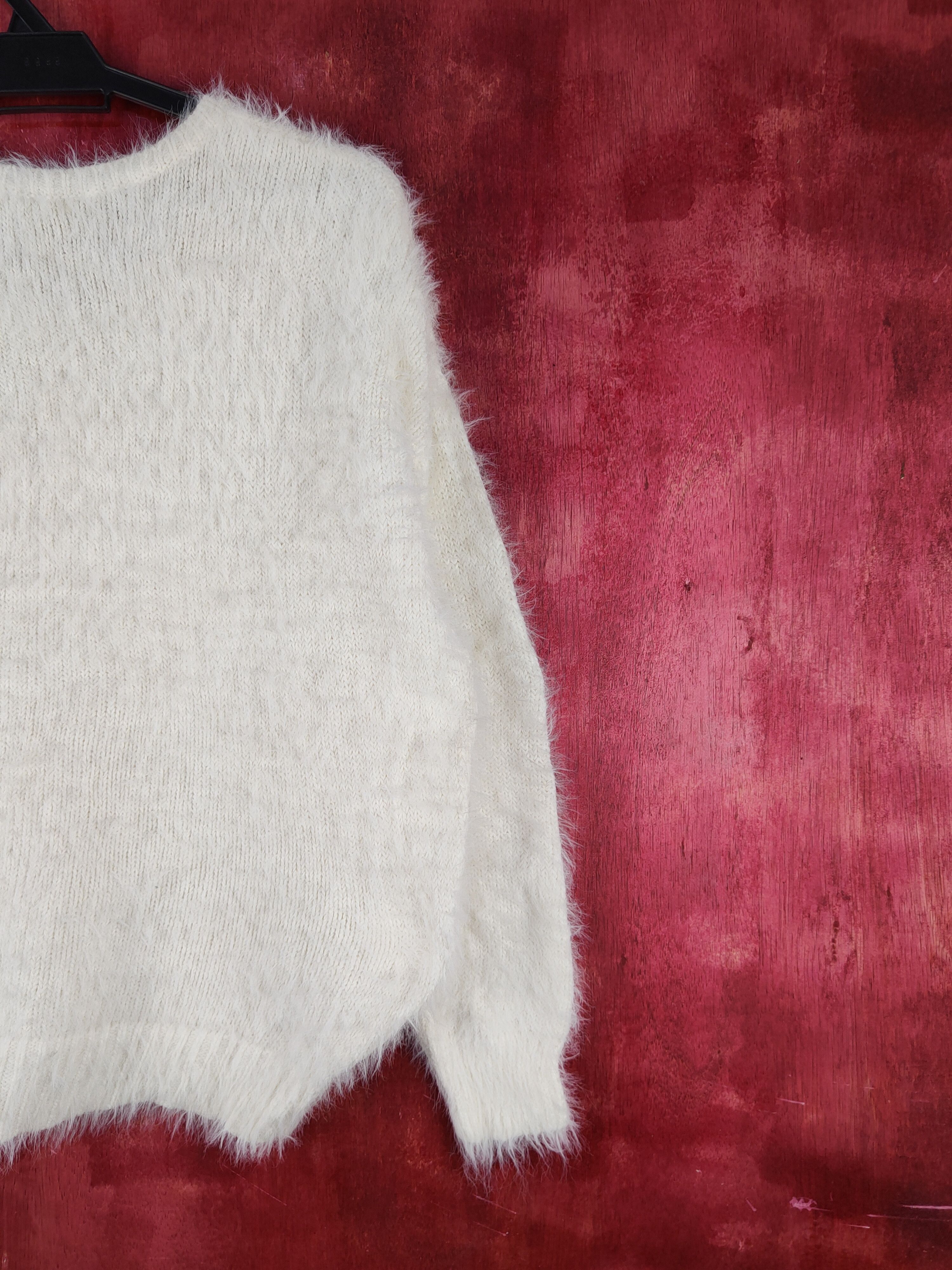 Vintage Ingni White Shag Shaggy Fur Mohair Knitwear #S2000 Size M / US 6-8 / IT 42-44 - 9 Thumbnail