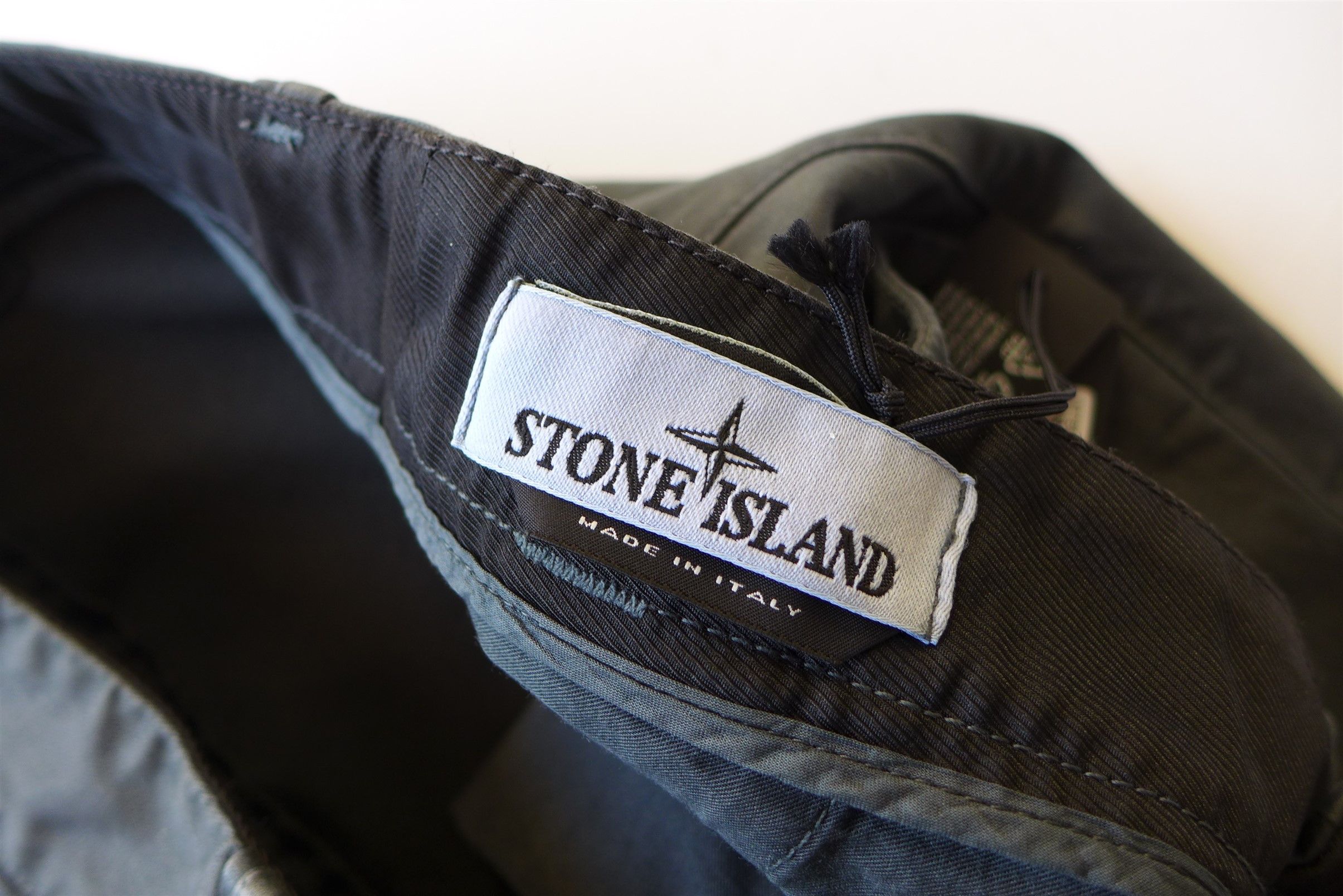 Stone Island Stone Island Trousers Pants Grey Garment Dyed Cotton Size US 31 - 13 Thumbnail