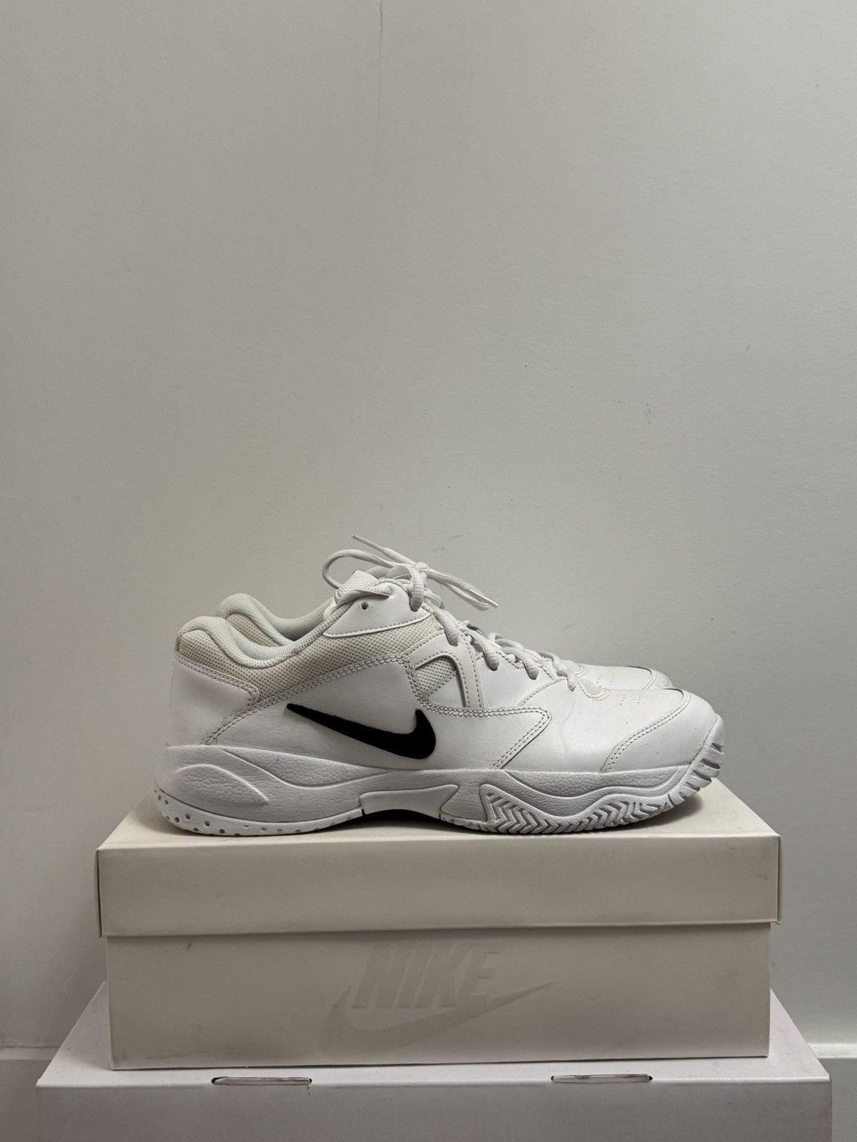 Nike Nike Court Lite 2 Size US 11 / EU 44 - 2 Thumbnail