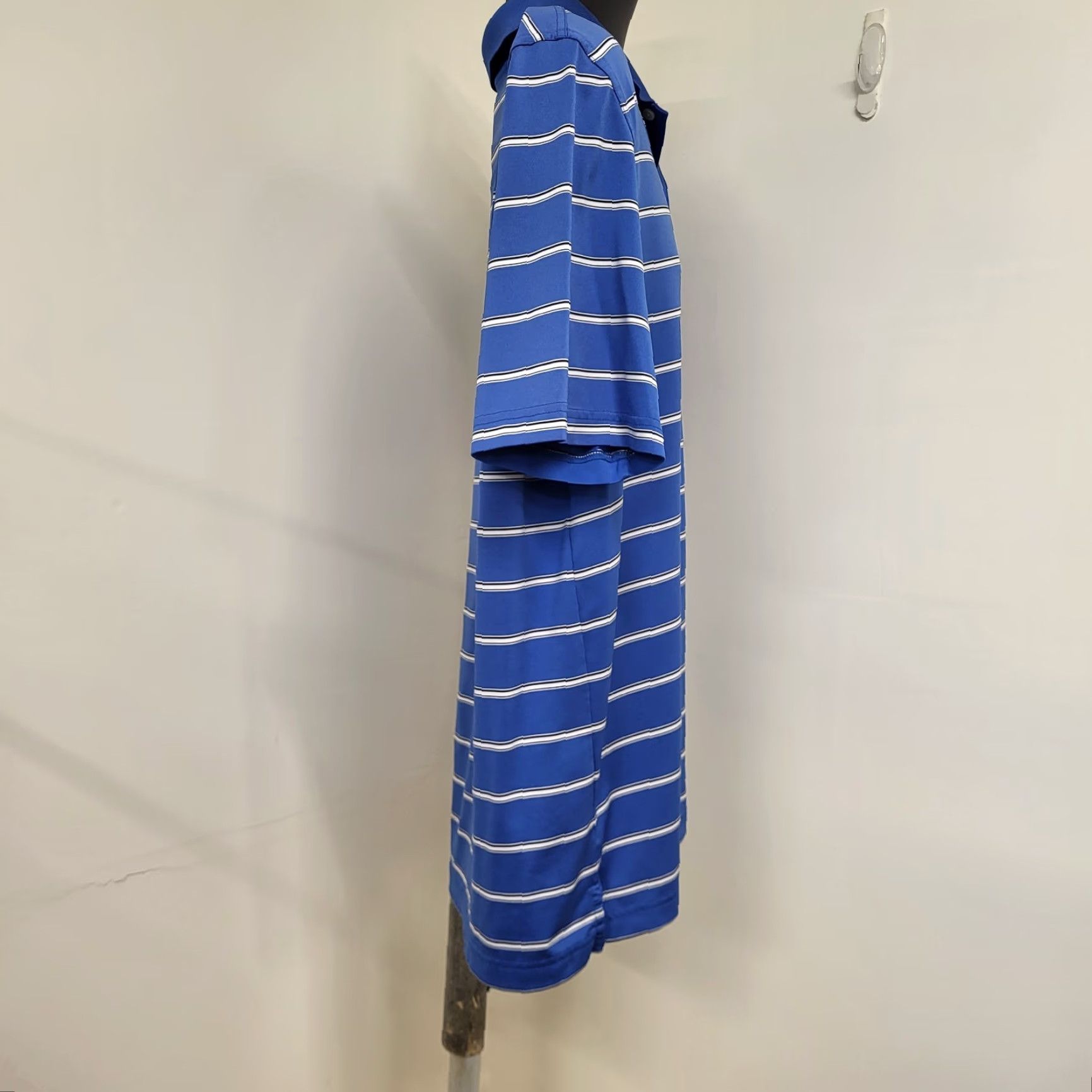 Vintage Greg Norman PlayDry Polo Shirt Men's L Golf Blue Striped Short Sleeve Size US L / EU 52-54 / 3 - 6 Thumbnail