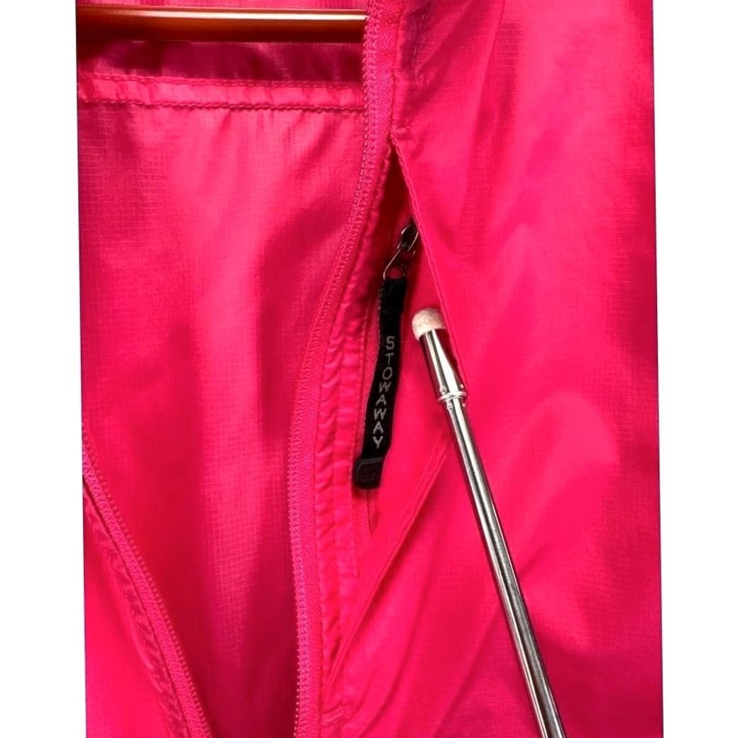 Vintage L.L. Bean Windbreaker Jacket Women Small Pink Zip Up Rain Resistant Coat LongOUTER Nylon Softshell Windbreaker Zip Up Womens Small Pink Rain Coat Size S / US 4 / IT 40 - 6 Thumbnail