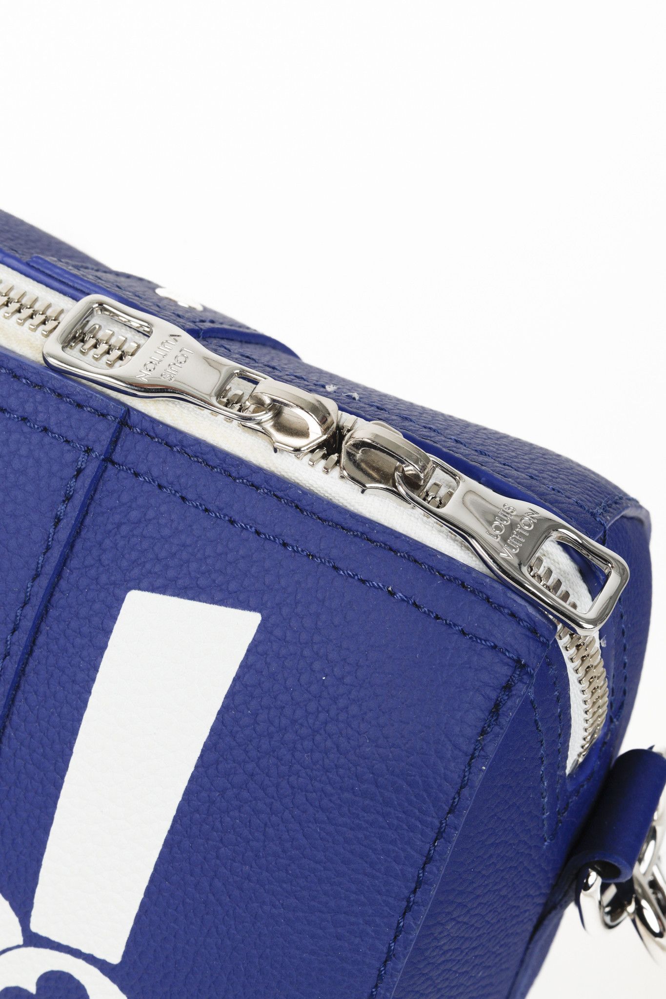 Louis Vuitton Louis Vuitton 2021 City Keepall Everyday Blue Crossbody Size 28 - 13 Thumbnail