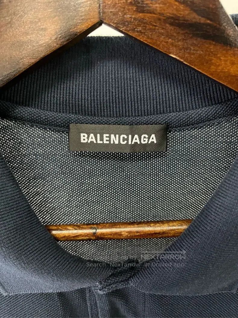 Balenciaga Balenciaga Navy Embroidered Logo Polo. Size US M / EU 48-50 / 2 - 3 Thumbnail