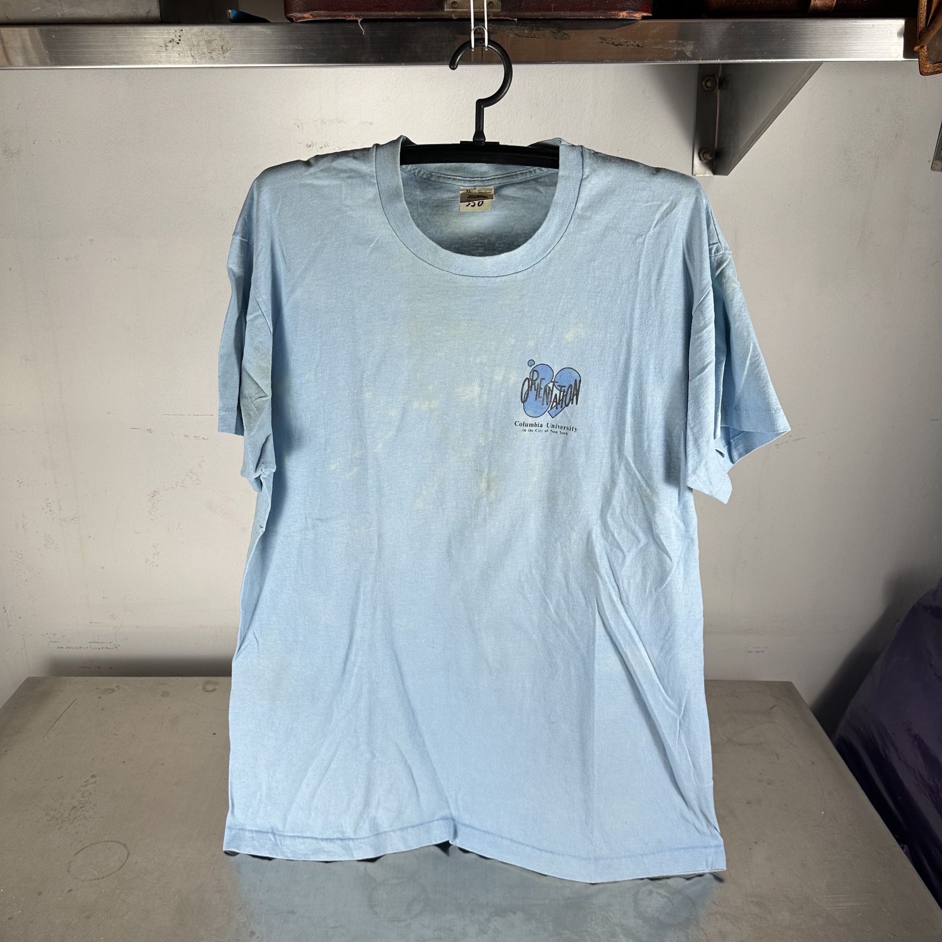 Vintage Vintage 1989 Columbia University Orientation Artwork T-shirt Size US XL / EU 56 / 4 - 1 Thumbnail