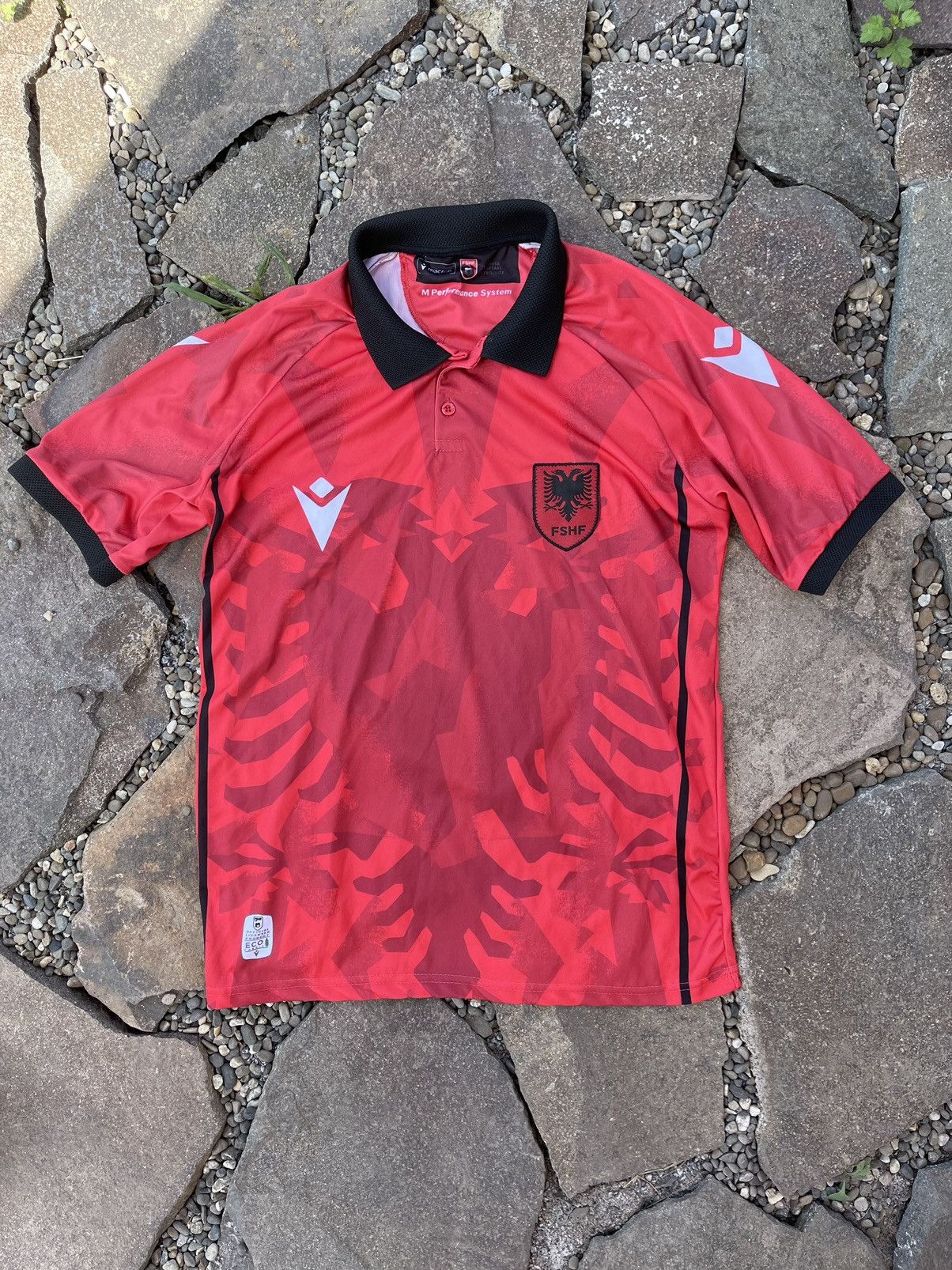 Macron Macron Albania soccer jersey Size US M / EU 48-50 / 2 - 1 Thumbnail