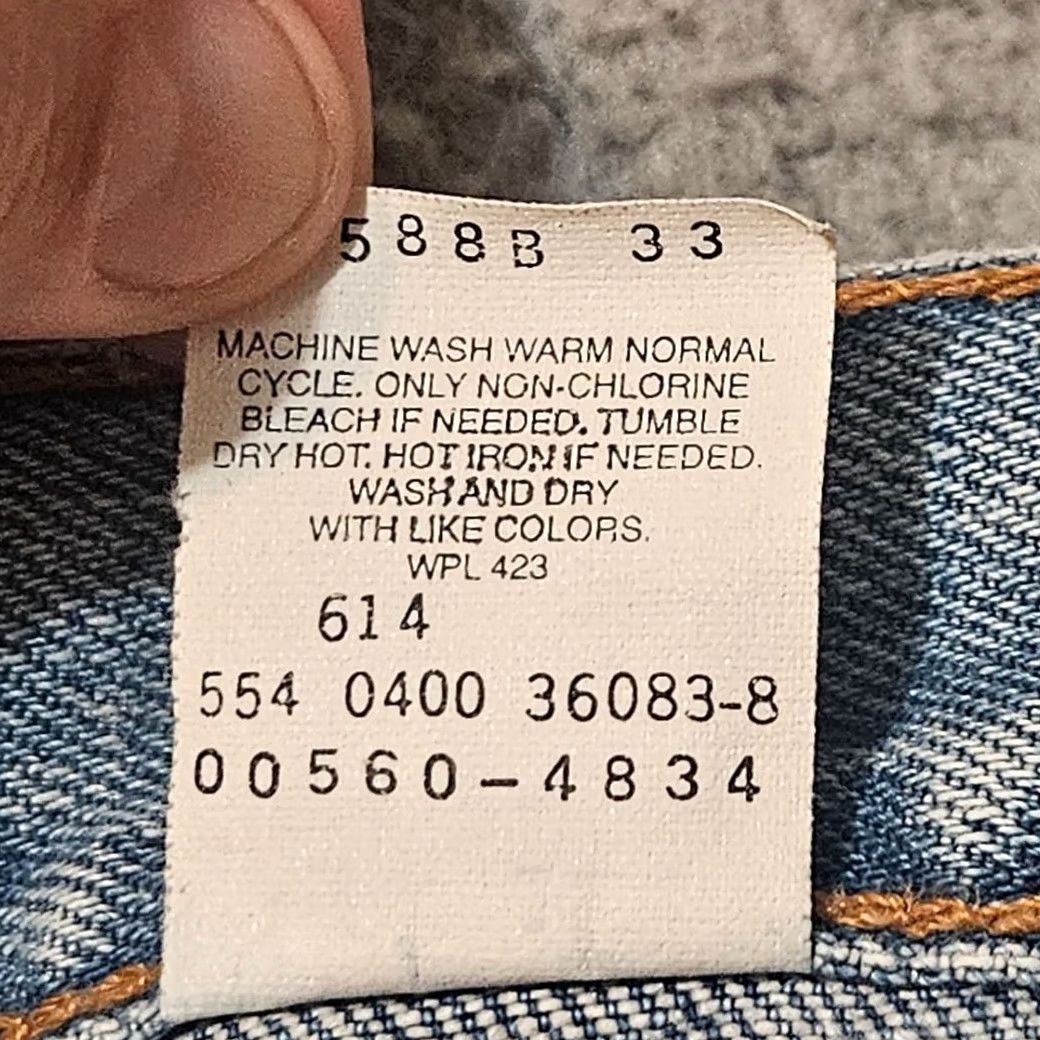 Levi's VINTAGE Levi's 560 Jeans Mens 38x27.5 Straight Blue Denim Light Wash Cotton Size US 38 / EU 54 - 3 Thumbnail