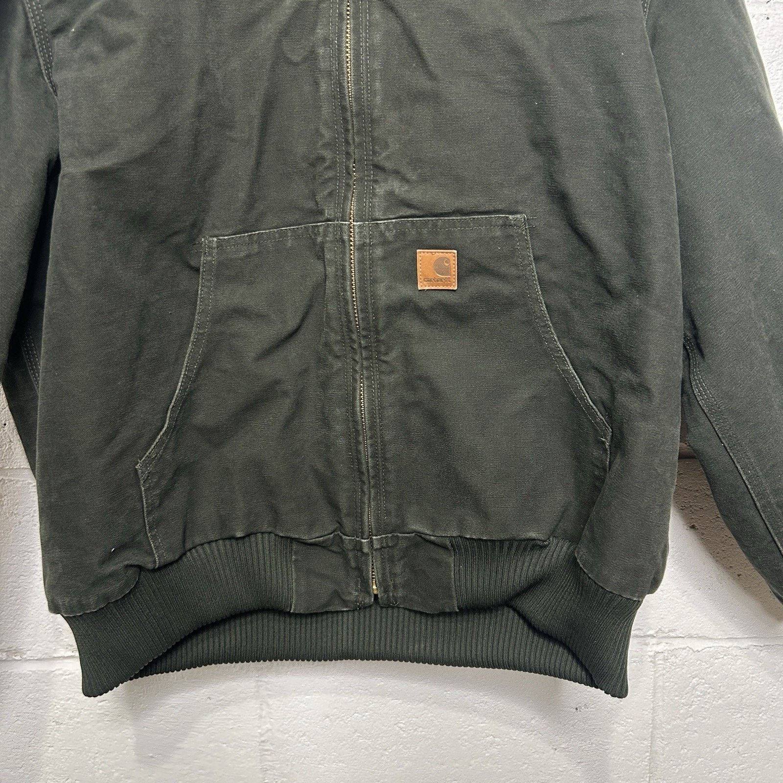 Carhartt Vintage Carhartt Quilted Hooded Active Jacket “Moss” J130 Size US XL / EU 56 / 4 - 4 Thumbnail
