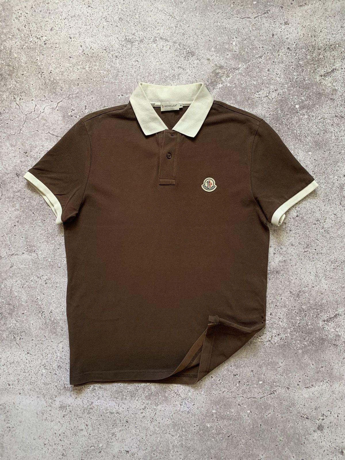 Khaki moncler polo online