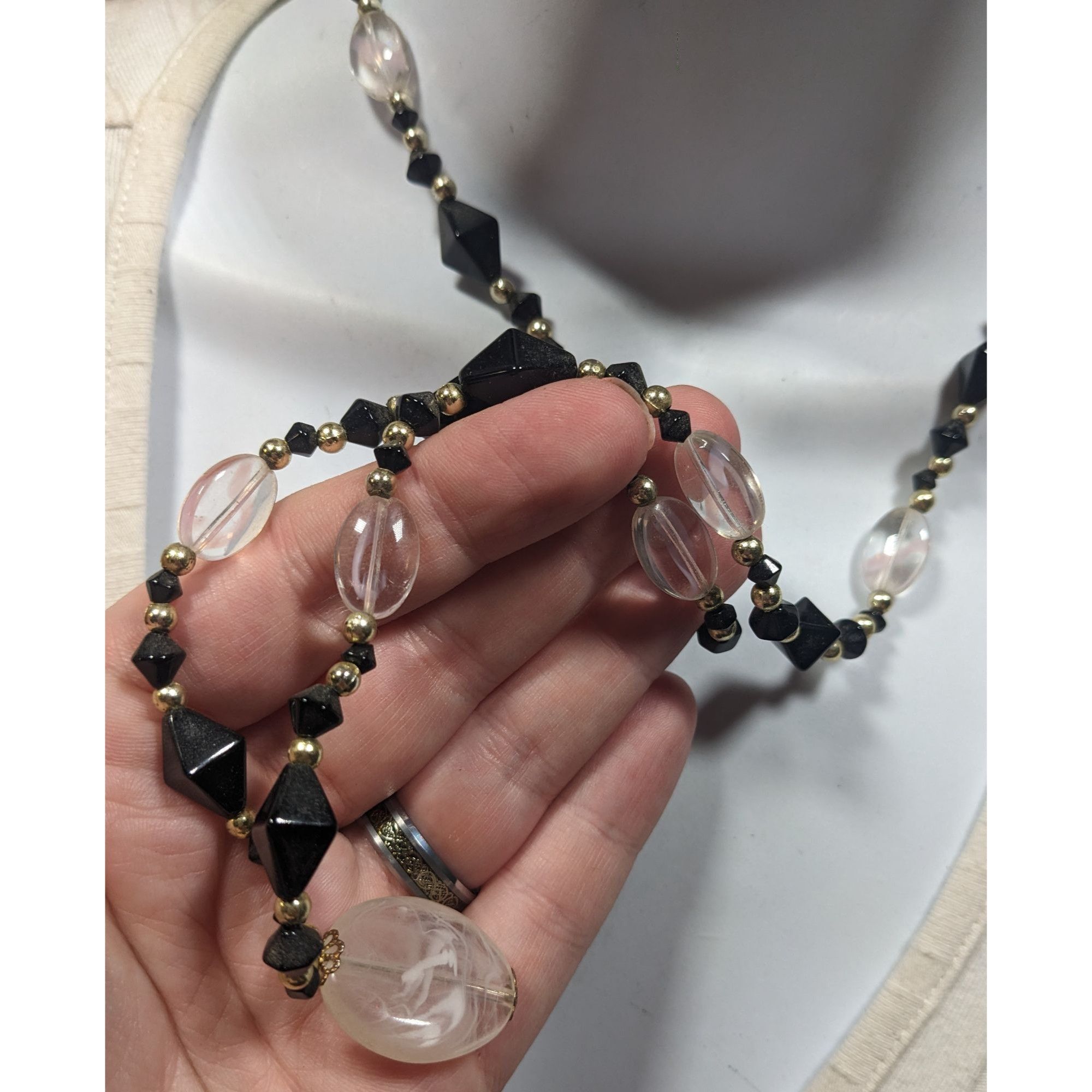 Other Black And Clear Glass Beaded Necklace With Milky Acrylic Pen Size ONE SIZE - 3 Thumbnail