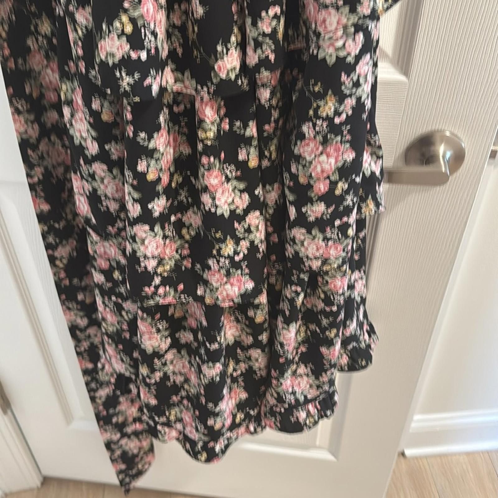 Designer Pink and White Off-Shoulder Ruffled Maxi Dress Size S / US 4 / IT 40 - 5 Thumbnail