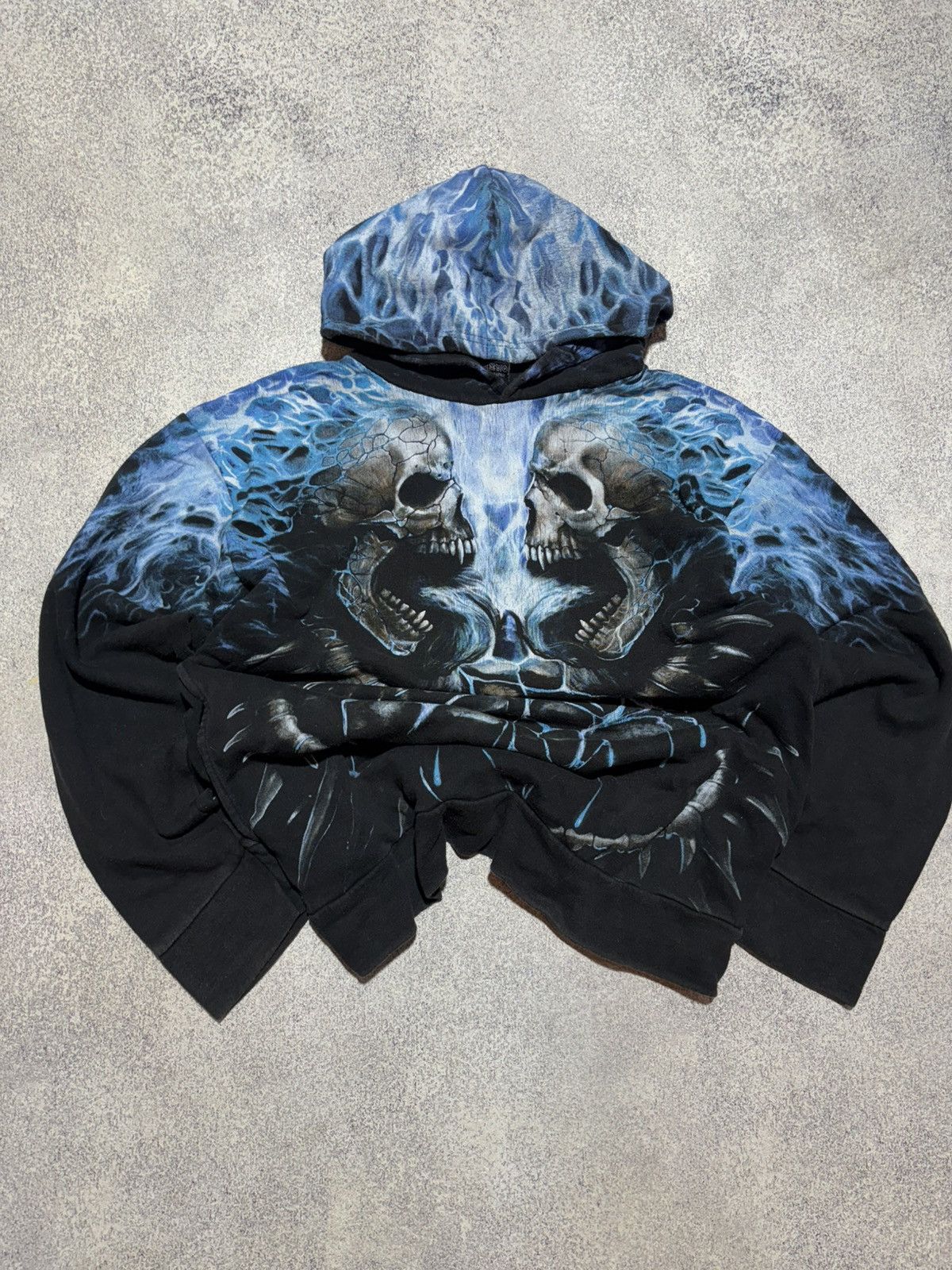 Japanese Brand × Vintage Vintage Skulls and Bones Flaming Spine All Over Print Hoodie Size US M / EU 48-50 / 2 - 5 Thumbnail