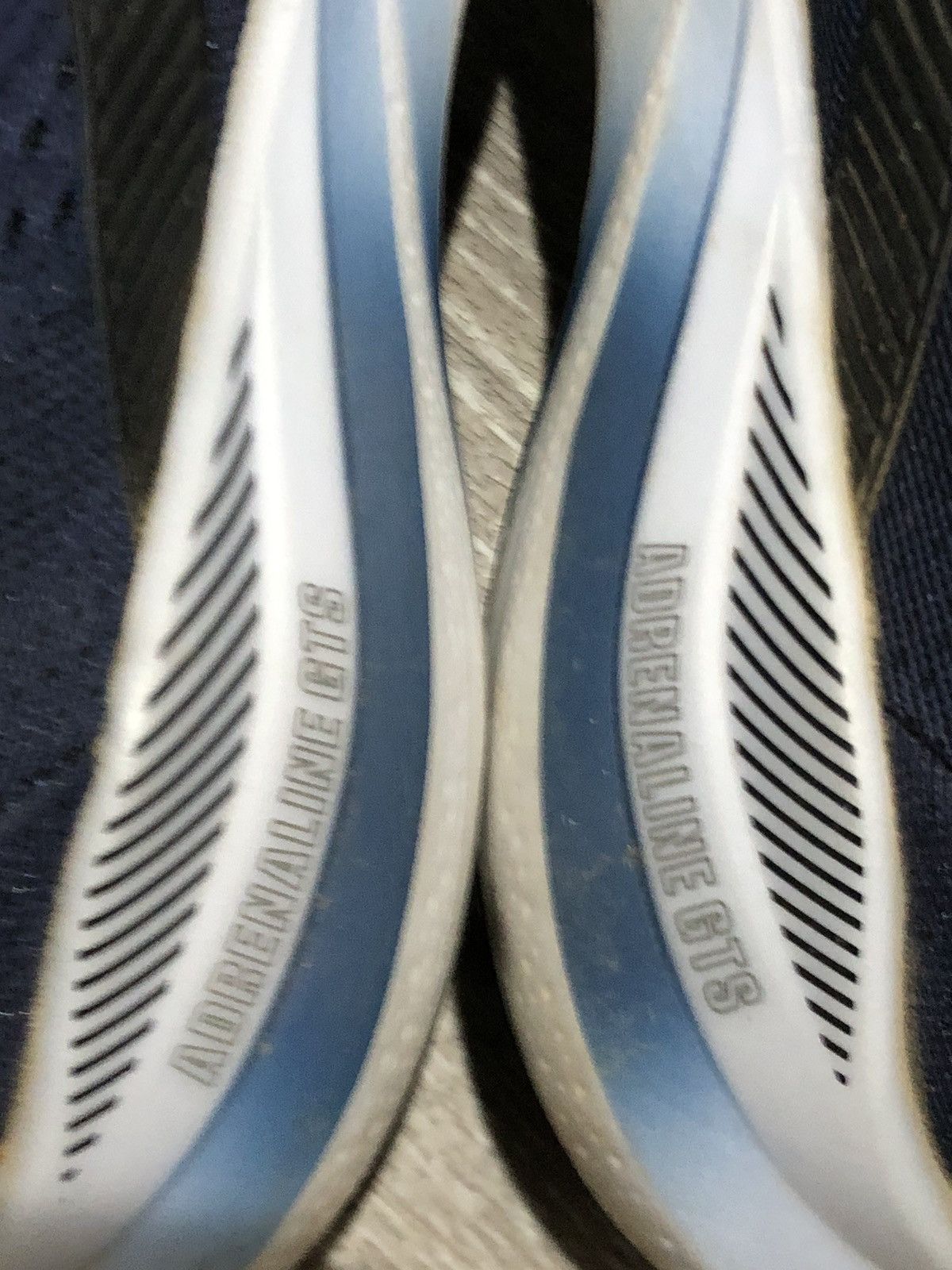 Brooks Brooks Adrenaline GTS 23 Shoes Mens Size 7.5 Navy Running Size US 7.5 / EU 40-41 - 11 Thumbnail