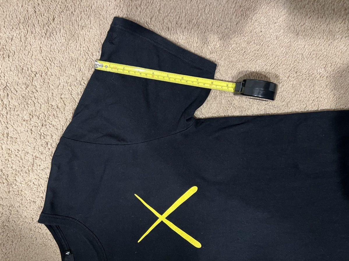 Kaws × Original Fake 2008 KAWS | Original Fake tee size 4 black Size US XL / EU 56 / 4 - 7 Thumbnail