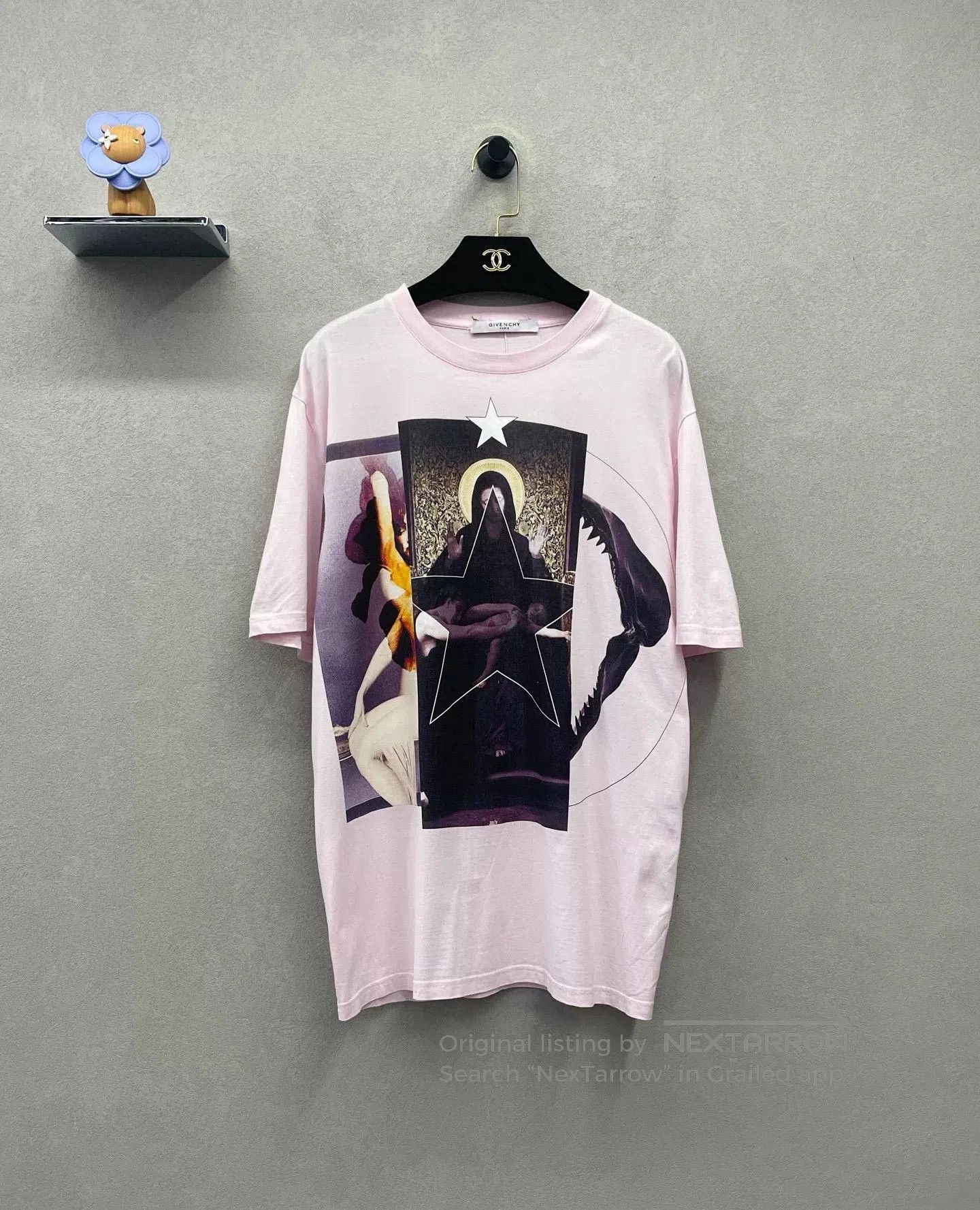 Givenchy Givenchy Light Pink Printed Short. Size M / US 6-8 / IT 42-44 - 1 Thumbnail