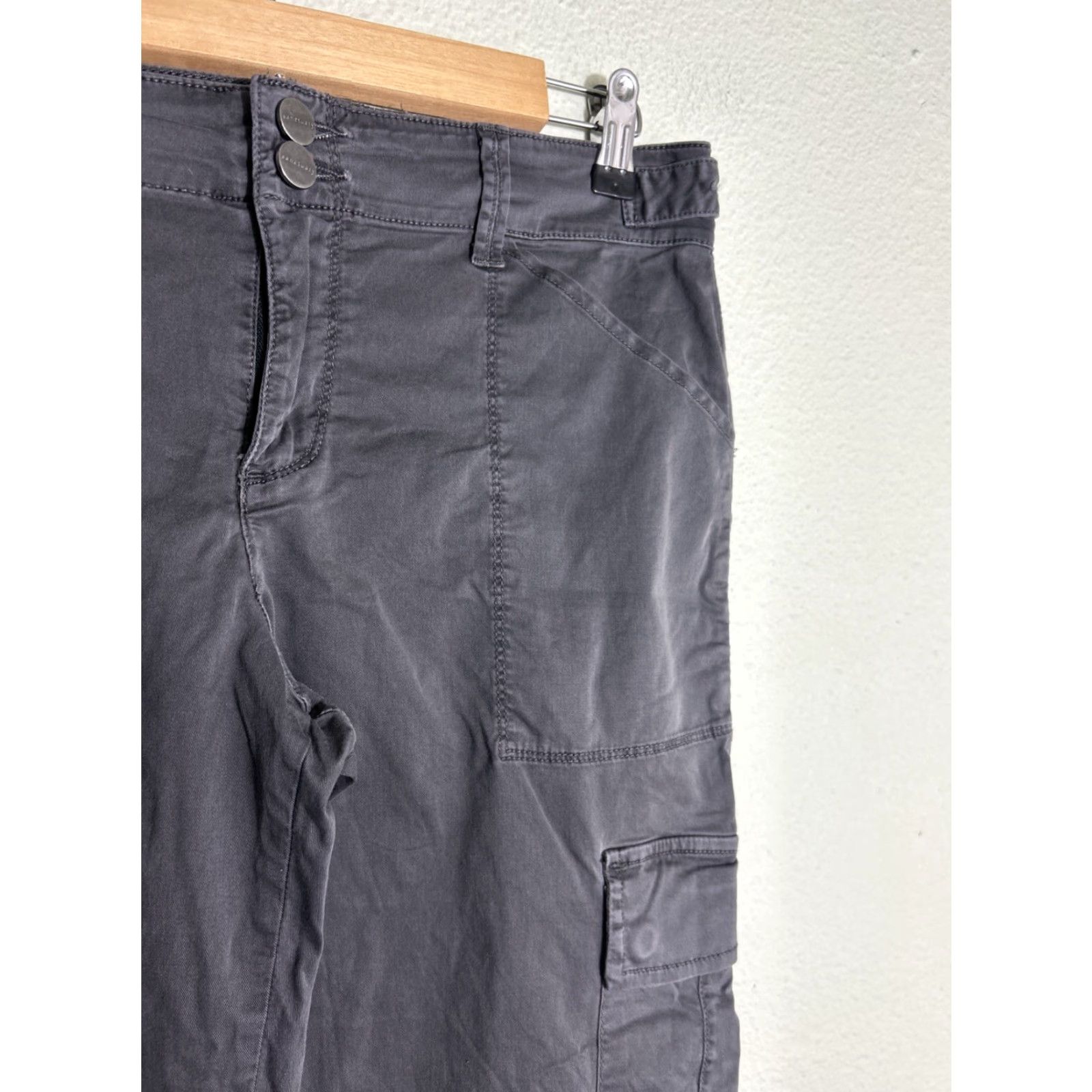 Sanctuary Sanctuary Gray Cargo Standard Surplus Pants Women Size 27 Size 27" / US 4 / IT 40 - 5 Thumbnail