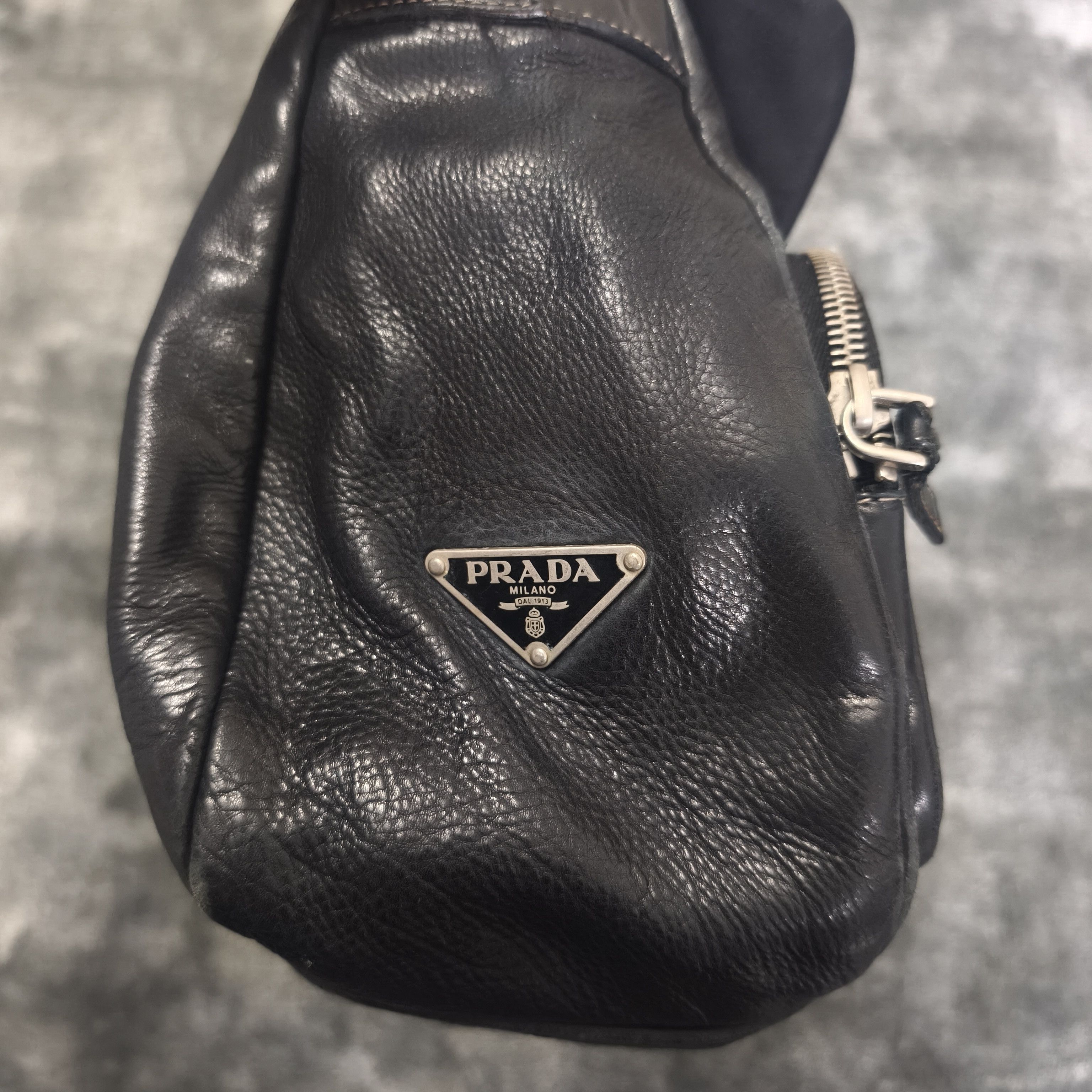 Prada PRADA Vintage Double Pocket Full Leather Bag Size ONE SIZE - 4 Thumbnail