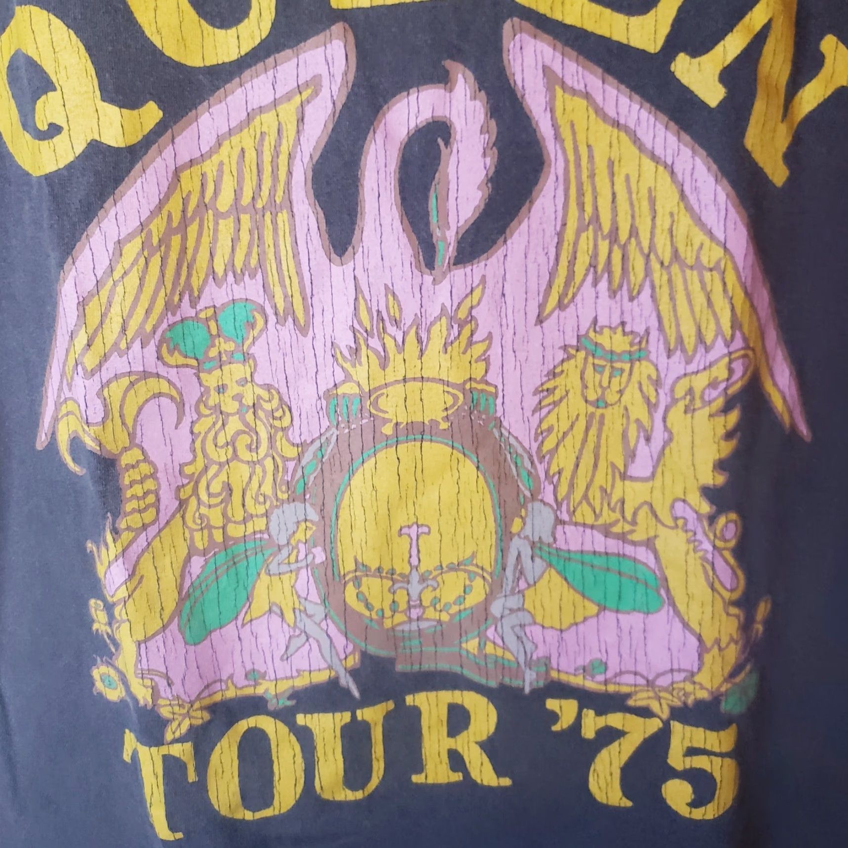 Vintage VINTAGE Queen Tour 75 Official Merch Mens T-Shirt M/L Black Cotton Jersey Short Sleeve Round Neck Logo 75 Queen Band Tour Boys/Girls Mens Size US M / EU 48-50 / 2 - 4 Thumbnail