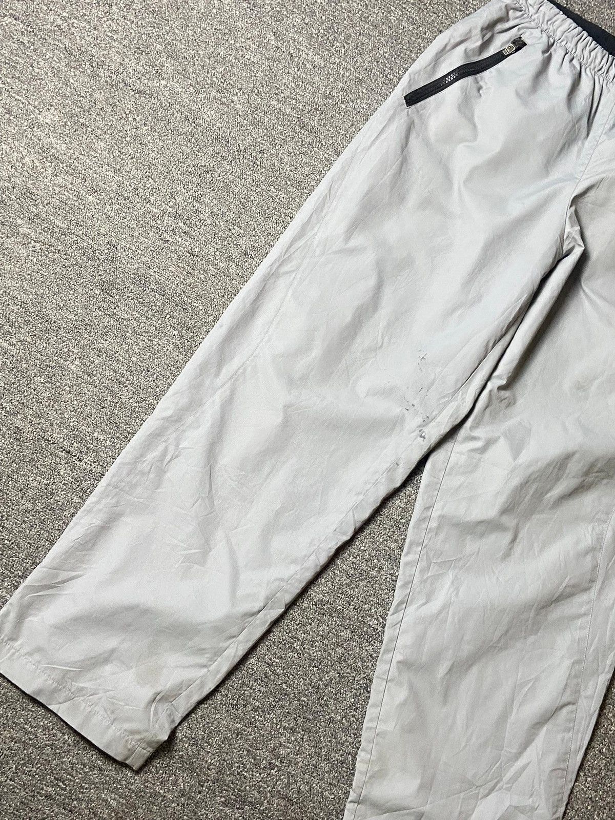 Descente × Japanese Brand × Vintage Descente Brand Long Track Suit Pants (120) Size US 26 / EU 42 - 11 Thumbnail