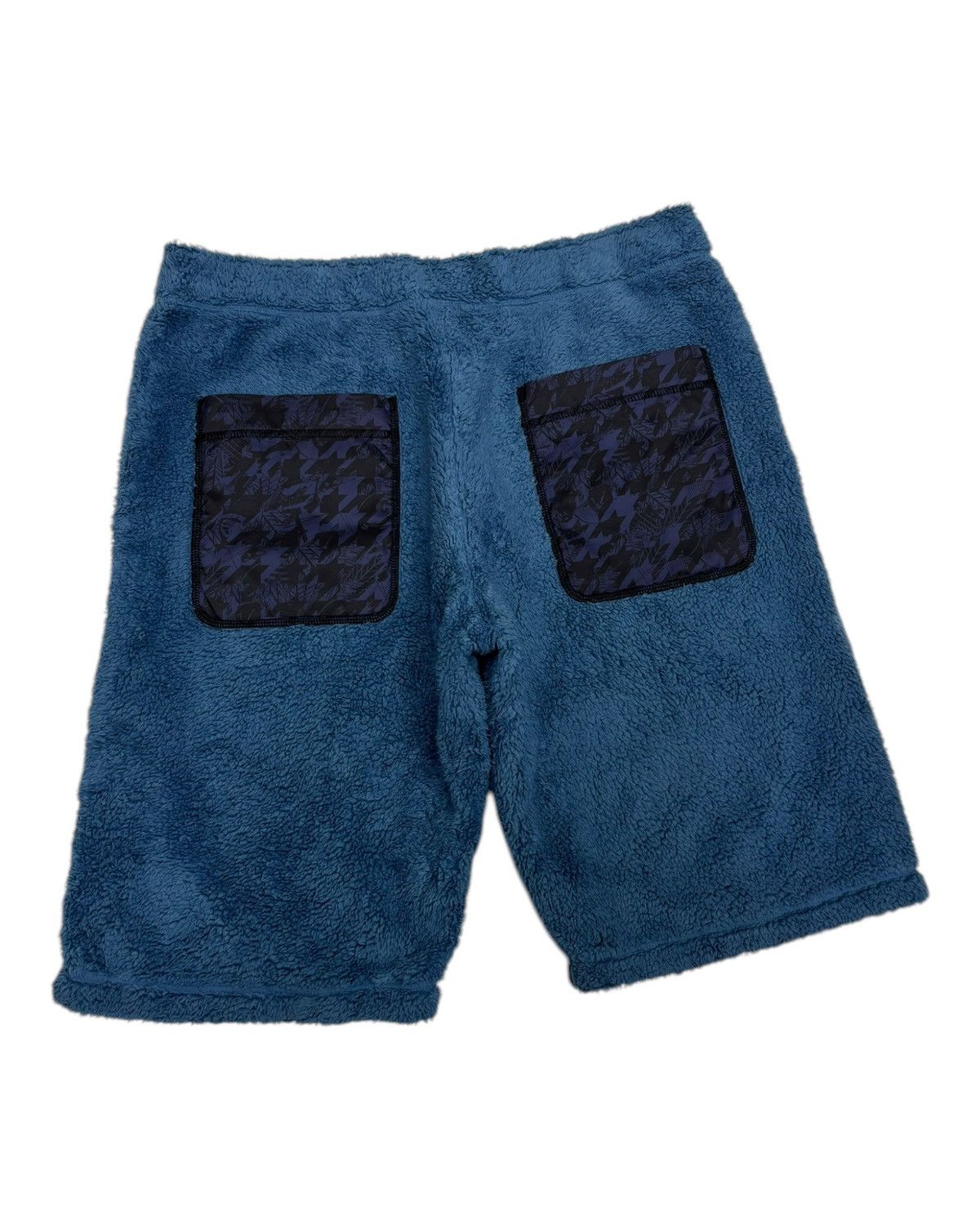 Adidas × Japanese Brand Vintage Adidas NEO Fleece Comfy Short Pants Size US 34 / EU 50 - 4 Thumbnail