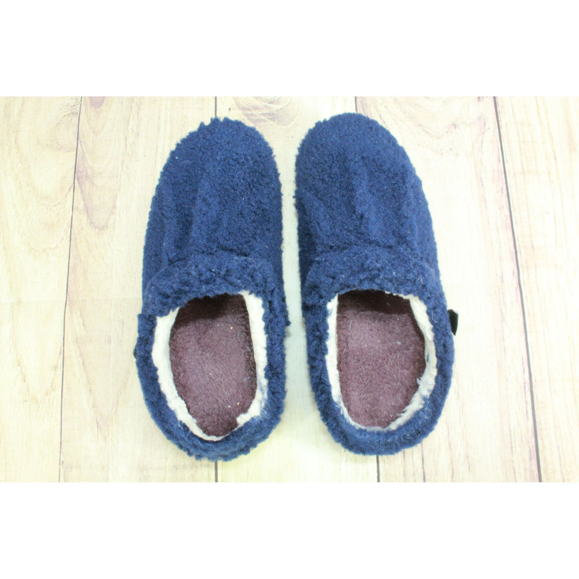 L.L. Bean LL Bean Women's Knit Fleece Lined Water Resistant Slippers Size US 8 / IT 38 - 7 Thumbnail