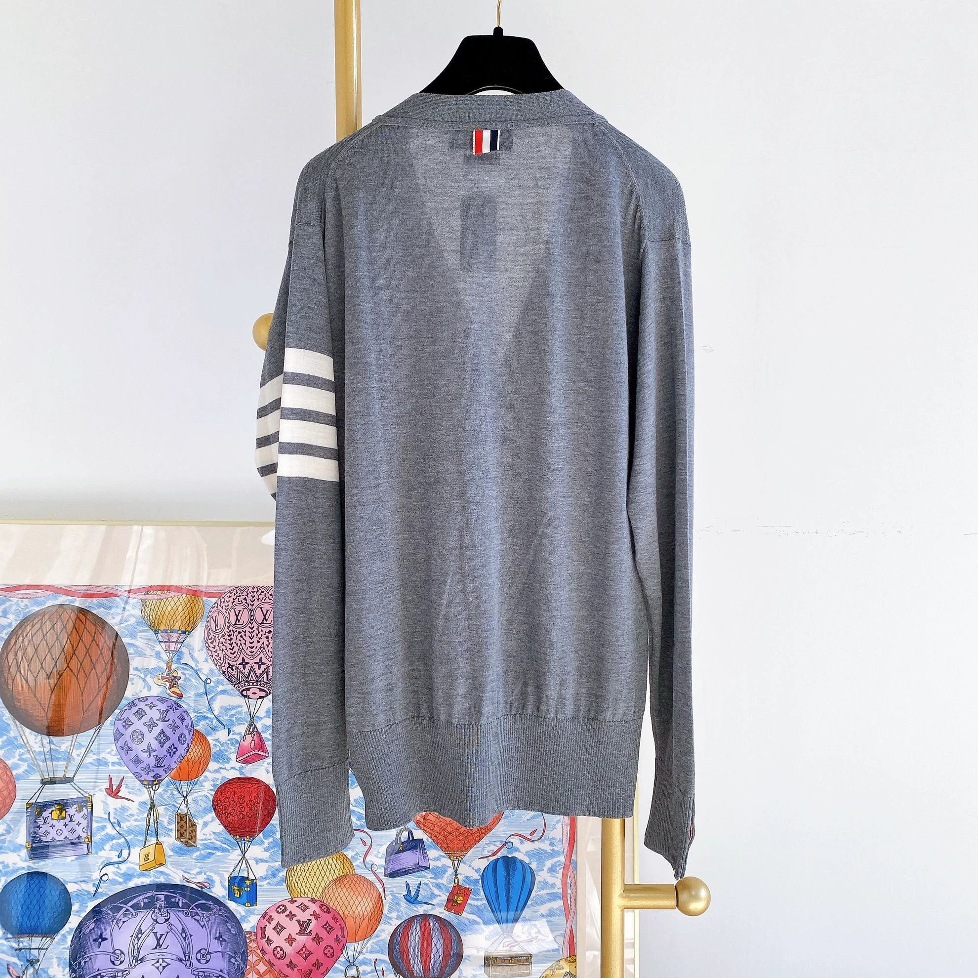 Thom Browne Thom Browne Gray Knit Cardigan Size 2 New with Tags Size US M / EU 48-50 / 2 - 2 Thumbnail