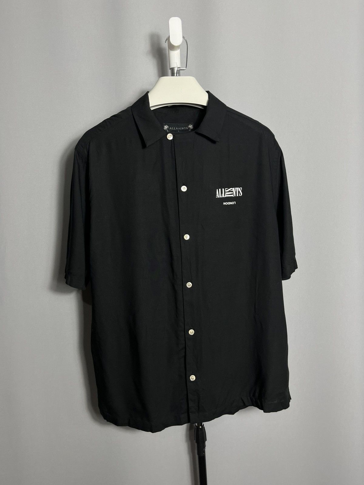 Allsaints Allsaints Burman Camp Shirt Mens Black Viscose Short Sleeve Size US L / EU 52-54 / 3 - 1 Thumbnail