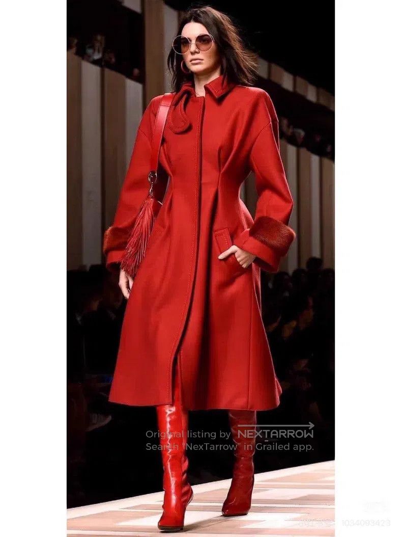 Fendi Fendi Crimson Red Mink Fur Collar Wool Cashmere Coat Size XXS / US 00 / IT 34 - 8 Thumbnail