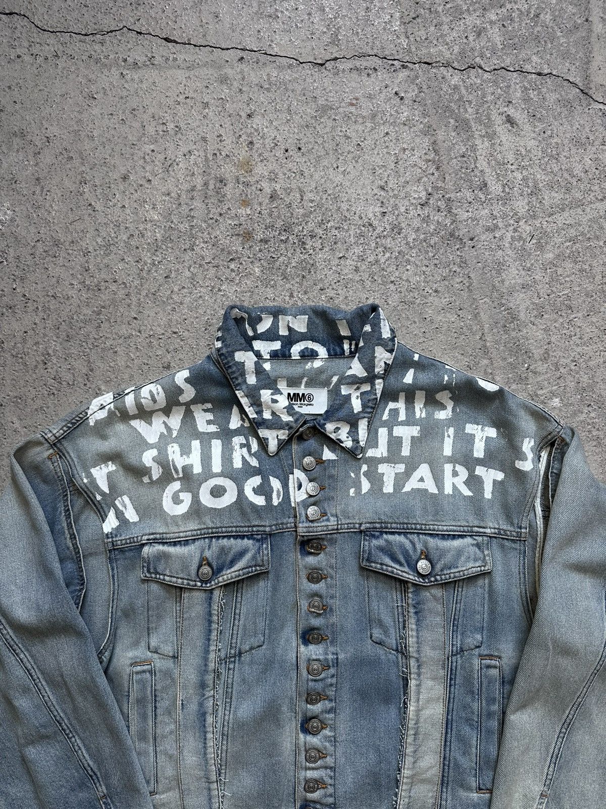 MM6 MM6 Maison Margiela Cropped Denim Jacket Graphic Print Size US M / EU 48-50 / 2 - 2 Thumbnail