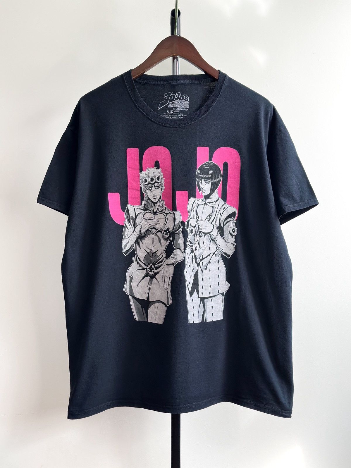 Anime VINTAGE JOJO’S BIZARRE ADVENTURE GOLDEN WIND GRAPHIC TEE Size US XL / EU 56 / 4 - 1 Thumbnail