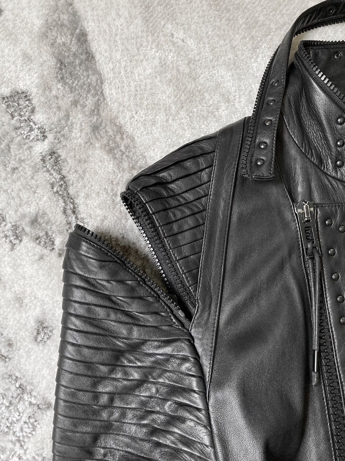 Dior × Hedi Slimane S/S 2004 “Strip” Leather Biker Jacket Size US M / EU 48-50 / 2 - 15 Thumbnail
