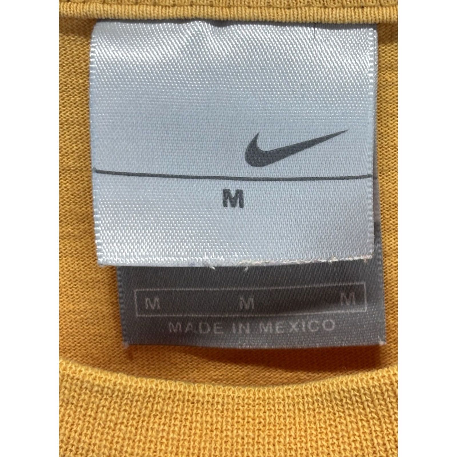 Nike VINTAGE Nike Tshirt Long Sleeve M Yellow Embroidered Center Swoosh Y2K Men’s Size US M / EU 48-50 / 2 - 5 Thumbnail