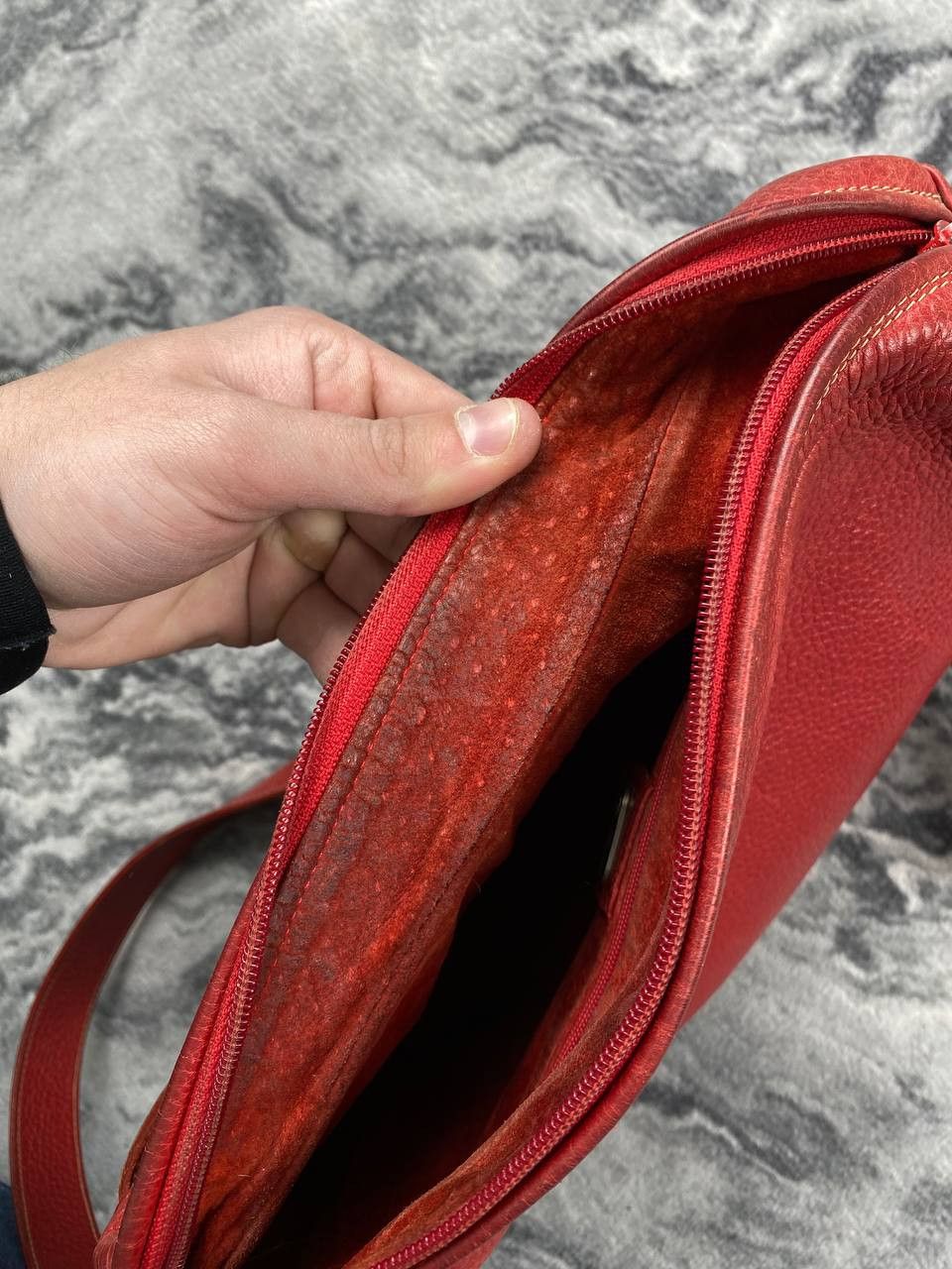 Gucci Vintage Gucci 80s-90s Leather Crossbody Shoulders Size ONE SIZE - 9 Thumbnail
