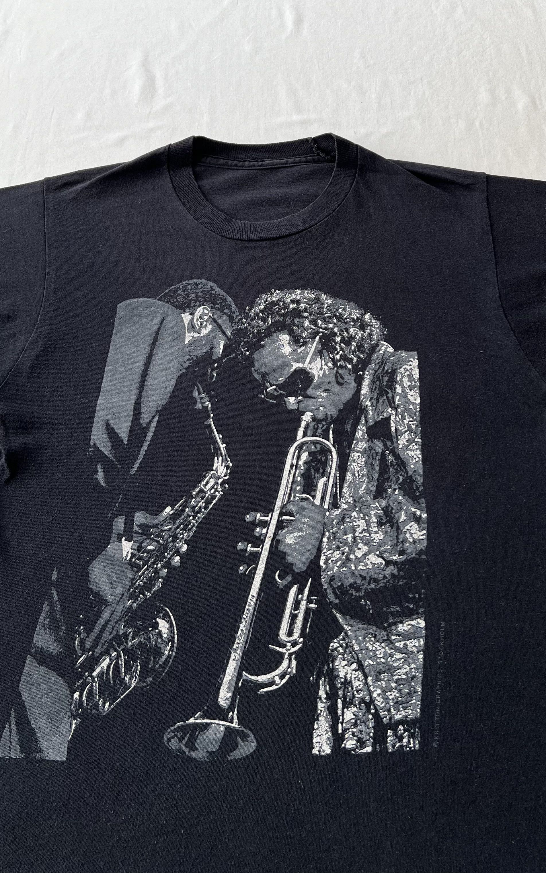 Band Tees Vintage 1990 Miles Davis World Tour Jazz Black T-shirt Size US M / EU 48-50 / 2 - 5 Thumbnail