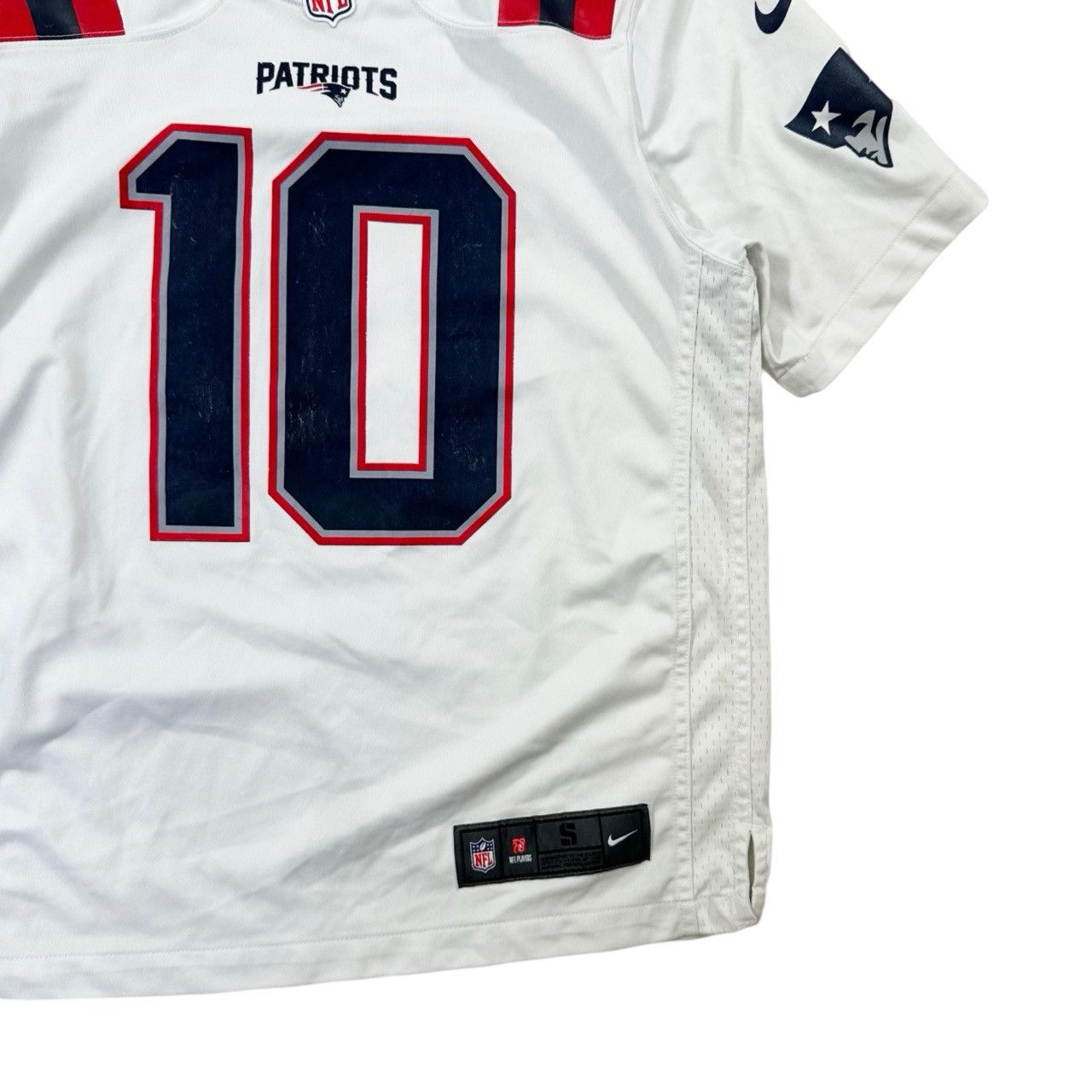 Vintage Vintage New England Patriots Nike #10 Jones Football Jersey Size US S / EU 44-46 / 1 - 3 Thumbnail