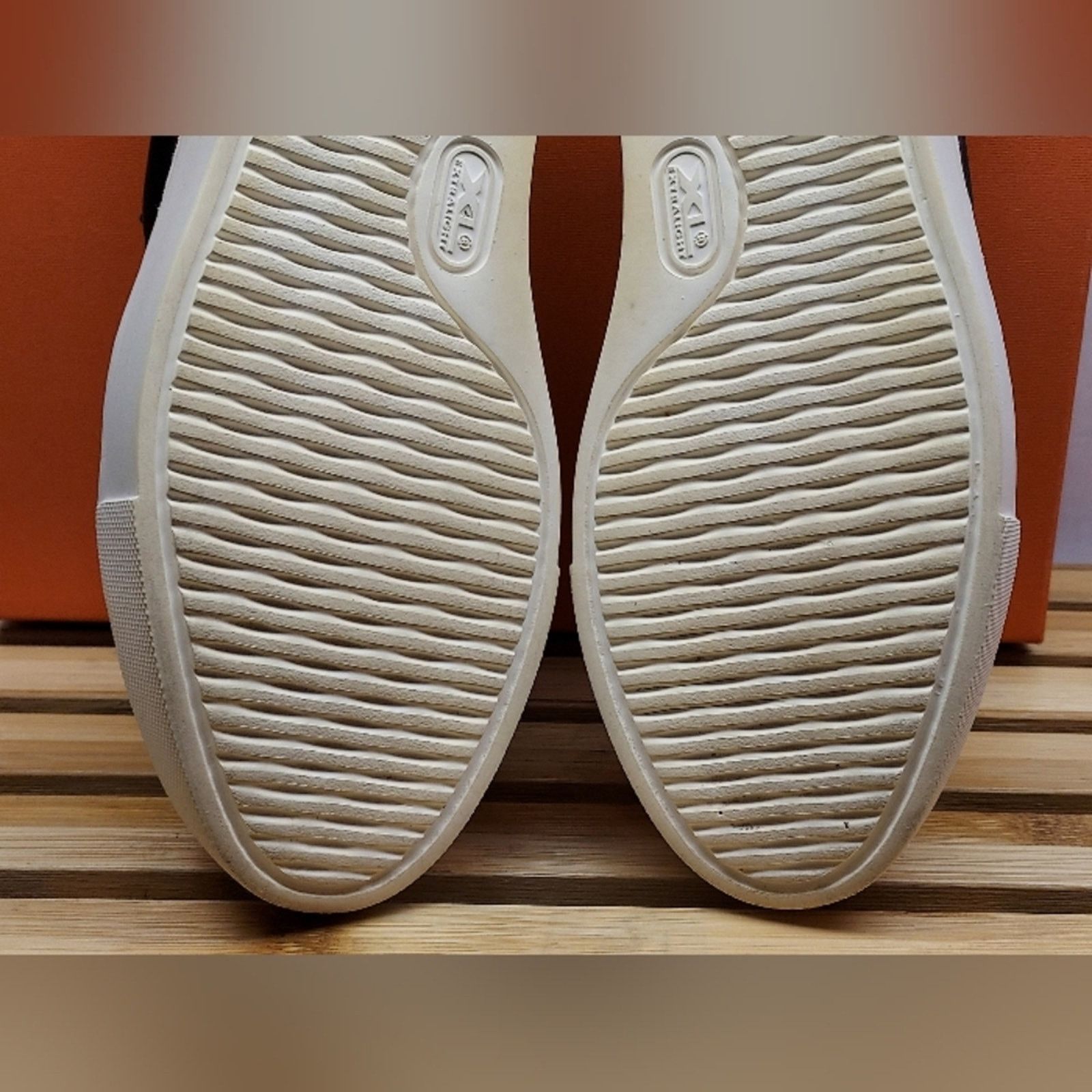 AGL AGL Womens Nero Leather Fashion Sneakers Size 36.5 (6.5) Size US 6.5 / IT 36.5 - 9 Thumbnail