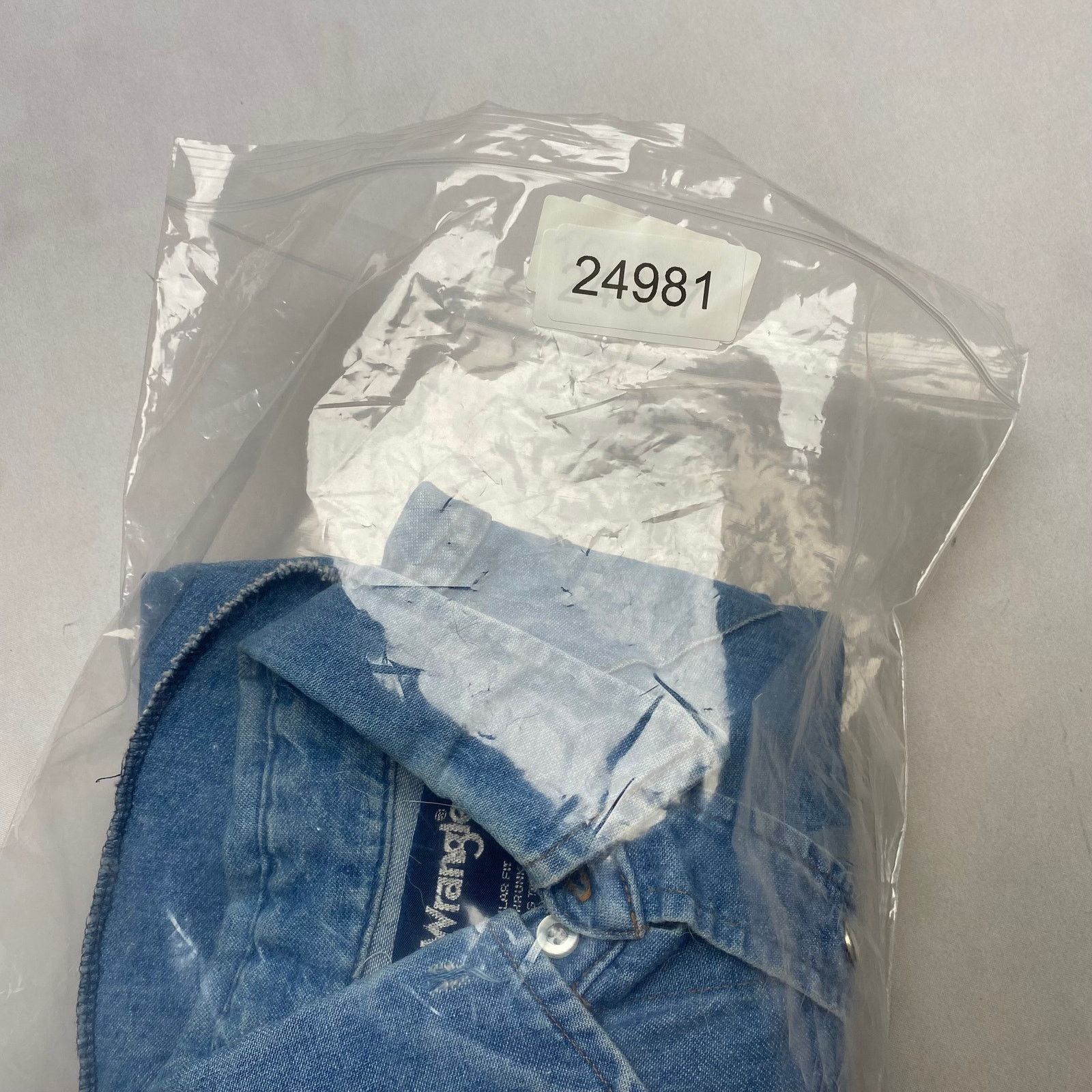 Vintage × Wrangler Vintage 1994 Wrangler NFR National Finals Rodeo Denim Small Size US S / EU 44-46 / 1 - 16 Thumbnail