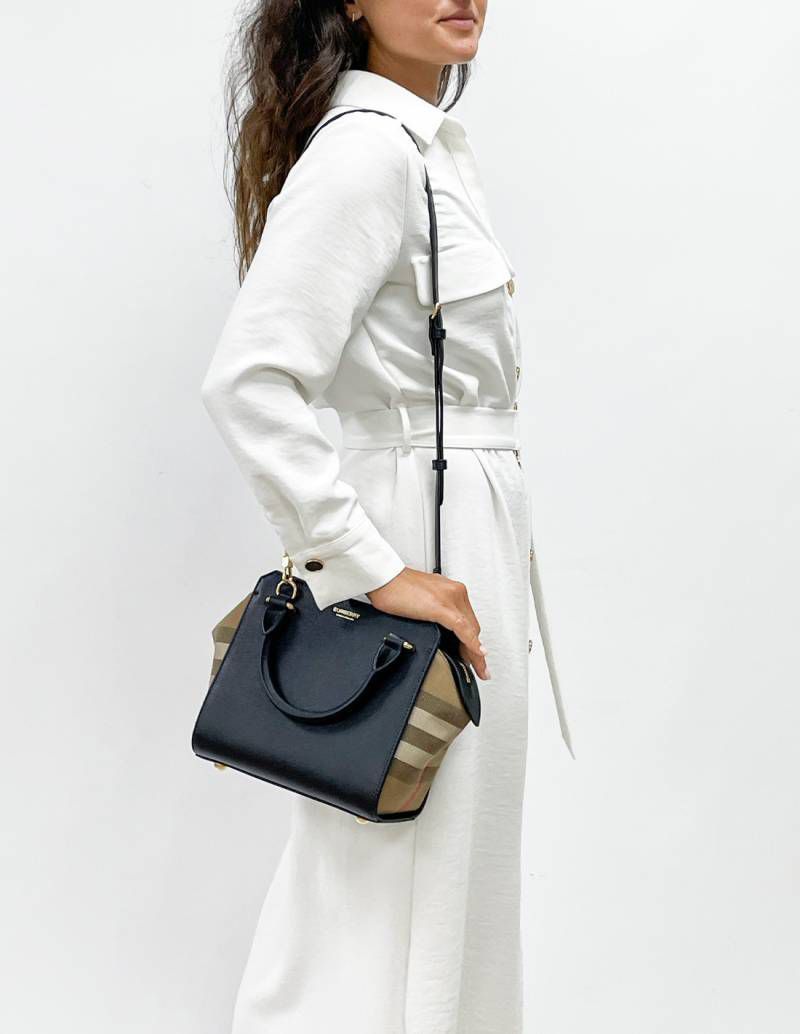 Burberry o1w1db10226 Size: OS / Banwell Bag in Black Size ONE SIZE - 2 Thumbnail